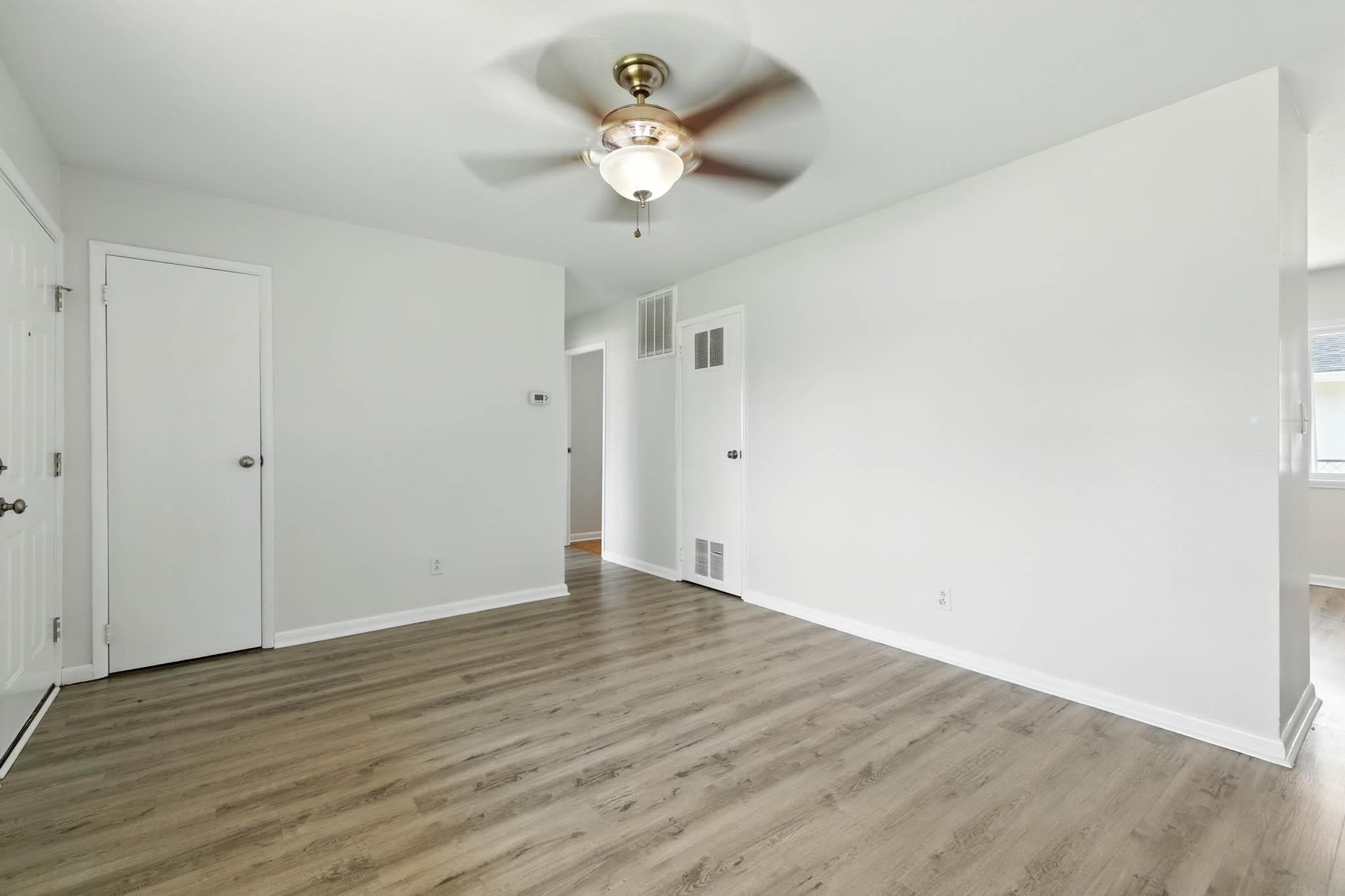 2228 Webster Ct, Owensboro, Kentucky 42301, 3 Bedrooms Bedrooms, ,1 BathroomBathrooms,Single Family Residence,For Sale,Webster Ct,92599