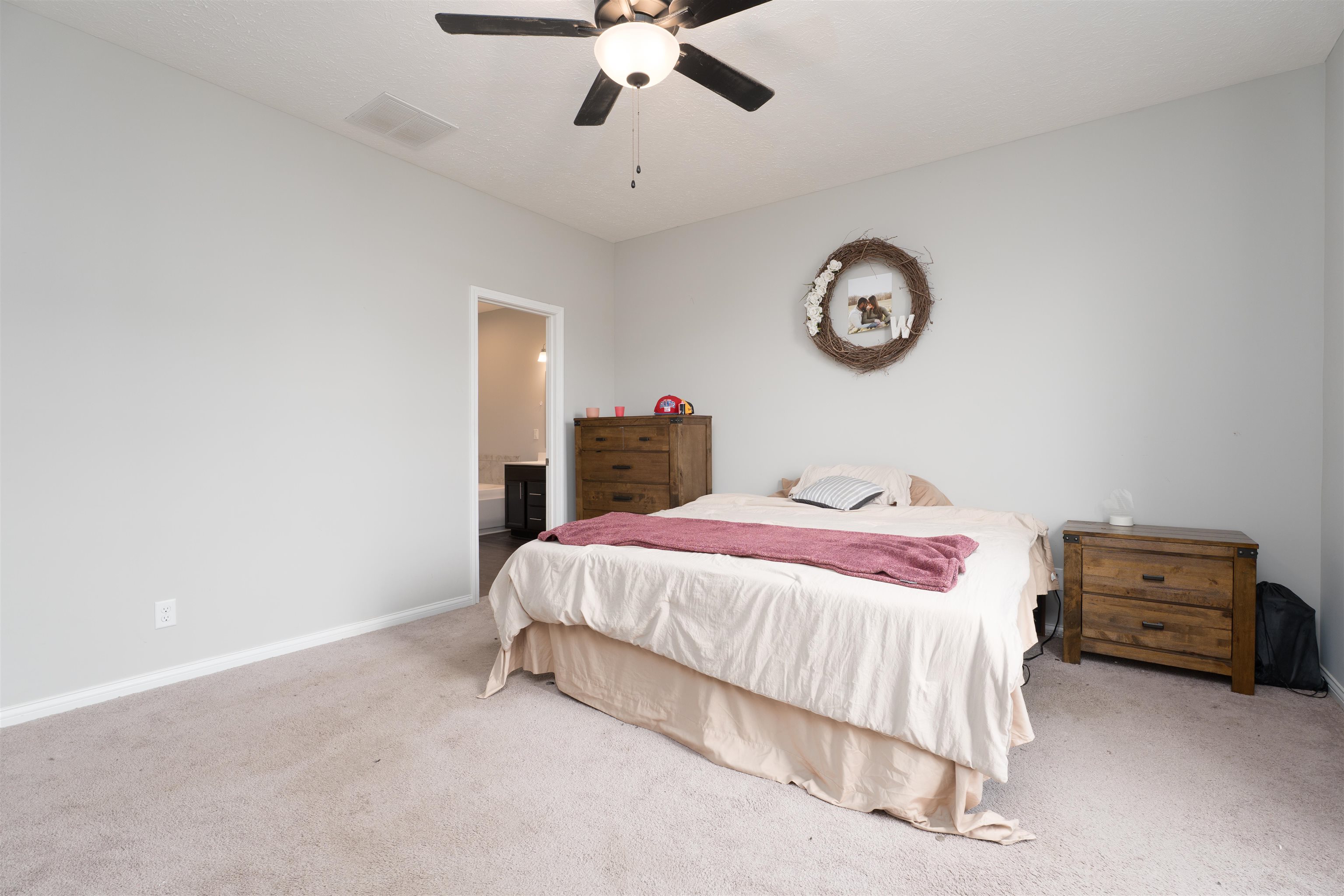 6824 Bridgeview Ct, Utica, Kentucky 42376, 4 Bedrooms Bedrooms, ,2 BathroomsBathrooms,Single Family Residence,For Sale,Bridgeview Ct,92602
