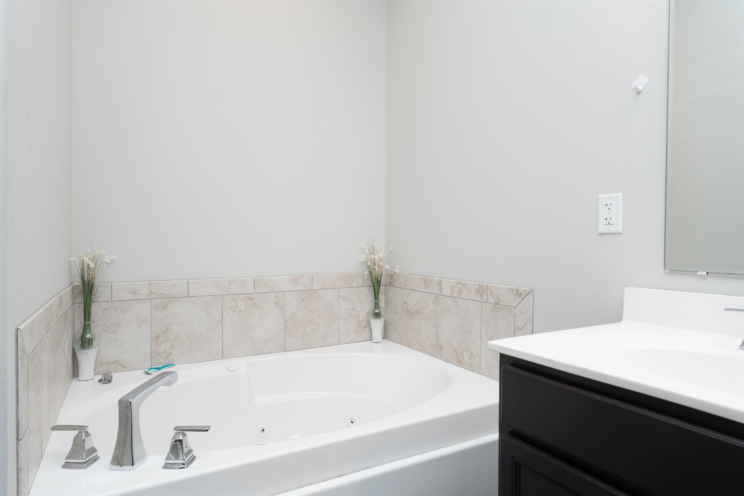 6824 Bridgeview Ct, Utica, Kentucky 42376, 4 Bedrooms Bedrooms, ,2 BathroomsBathrooms,Single Family Residence,For Sale,Bridgeview Ct,92602