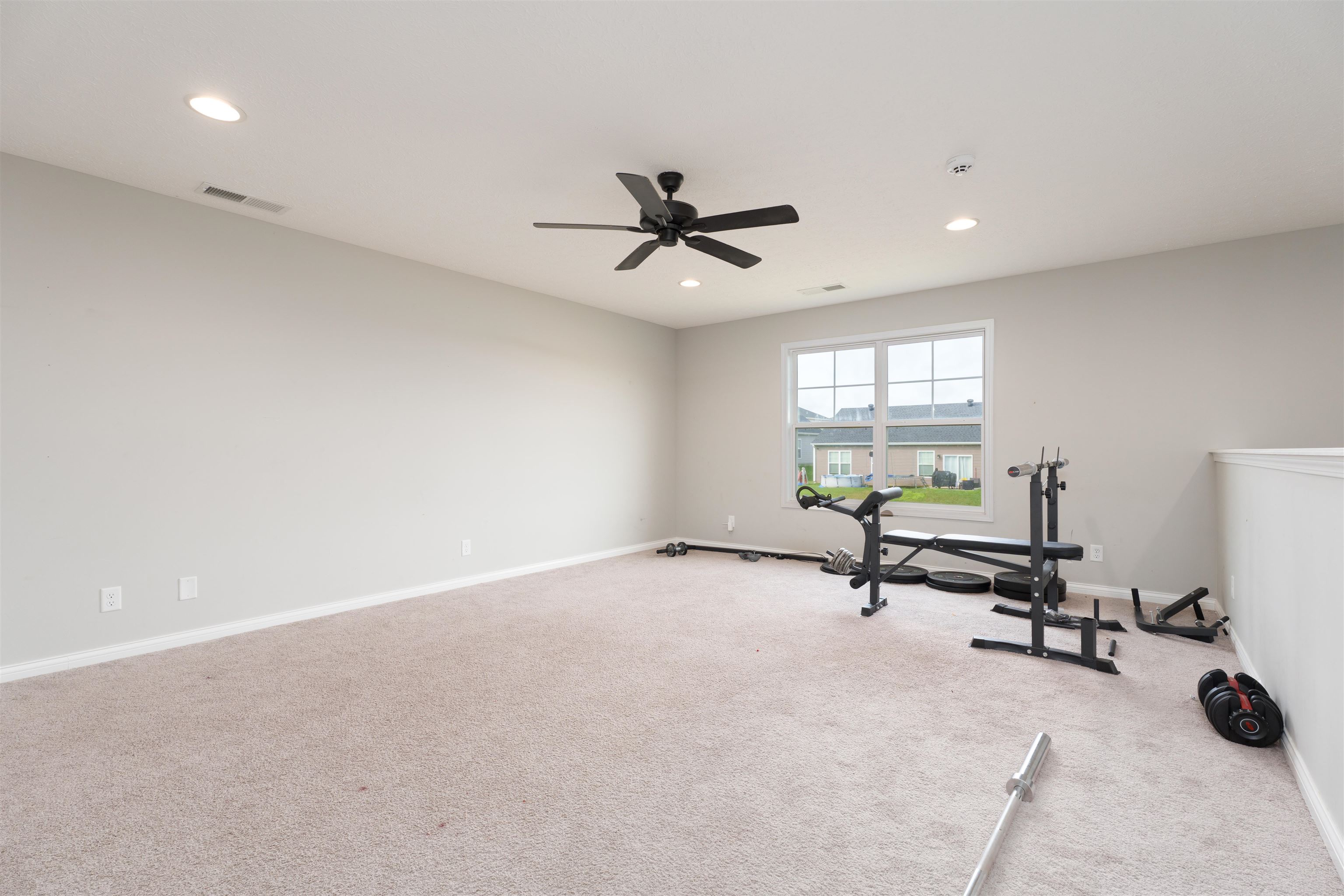 6824 Bridgeview Ct, Utica, Kentucky 42376, 4 Bedrooms Bedrooms, ,2 BathroomsBathrooms,Single Family Residence,For Sale,Bridgeview Ct,92602