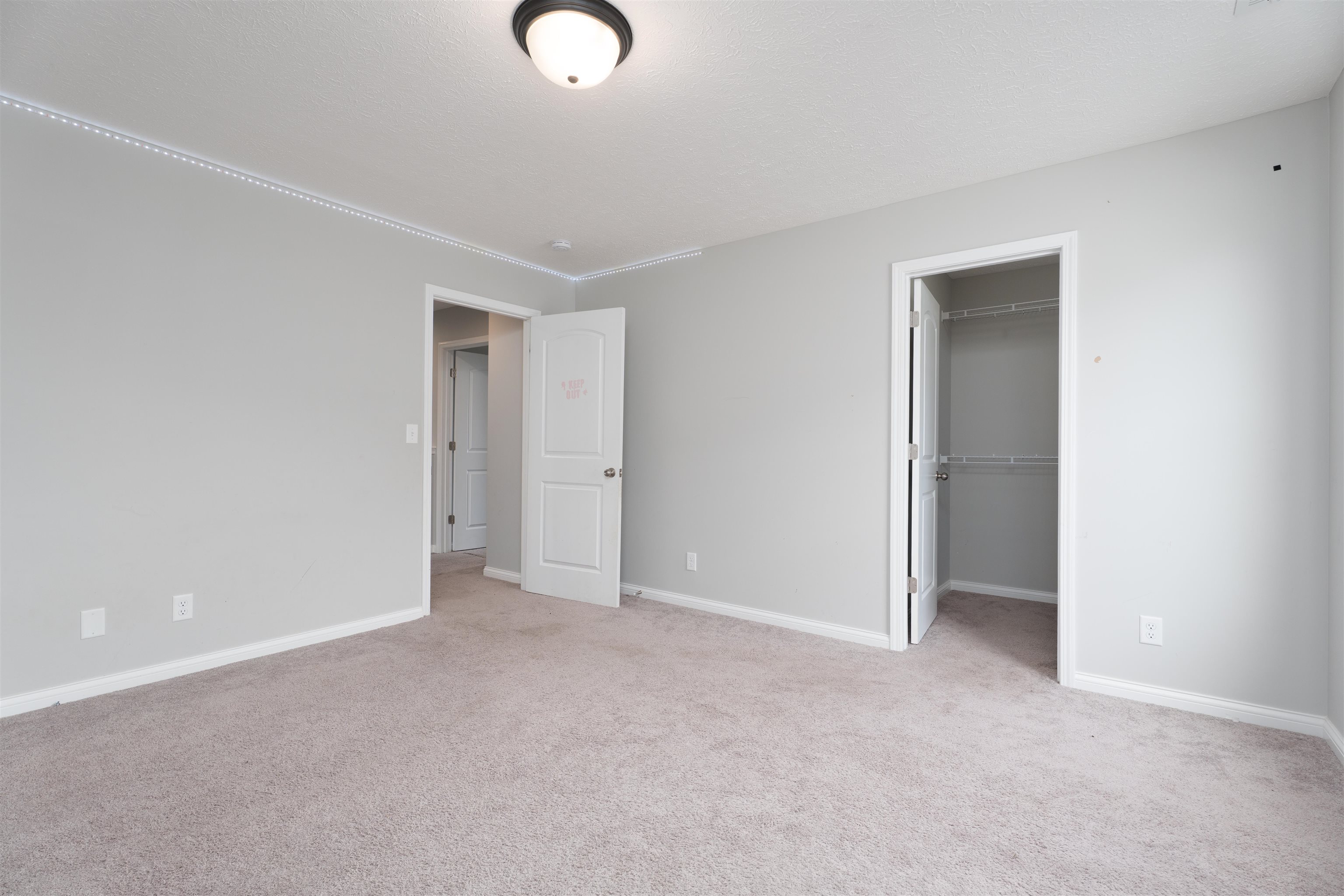 6824 Bridgeview Ct, Utica, Kentucky 42376, 4 Bedrooms Bedrooms, ,2 BathroomsBathrooms,Single Family Residence,For Sale,Bridgeview Ct,92602