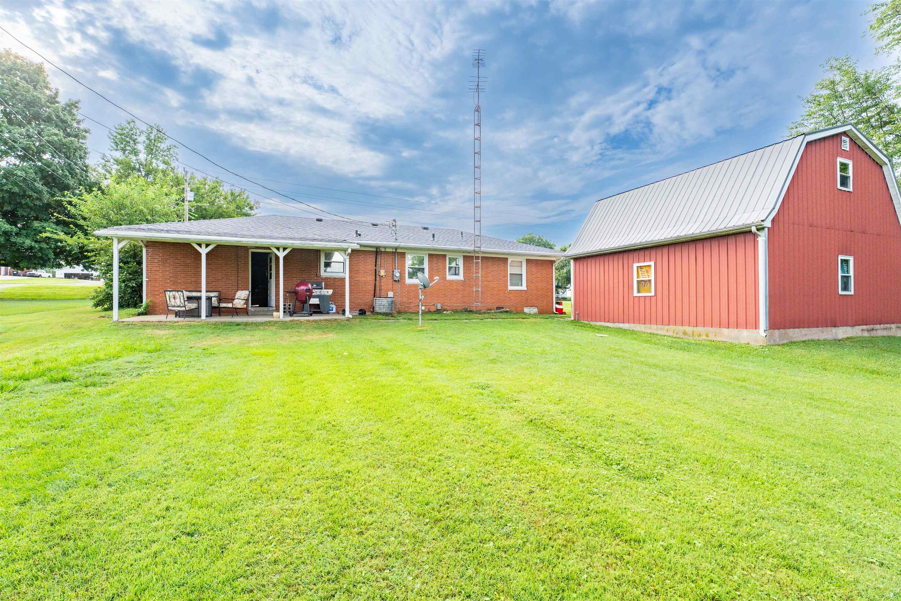 7136 Masonville Habit Rd., Philpot, Kentucky 42366, 3 Bedrooms Bedrooms, ,1 BathroomBathrooms,Single Family Residence,For Sale,Masonville Habit Rd.,92603