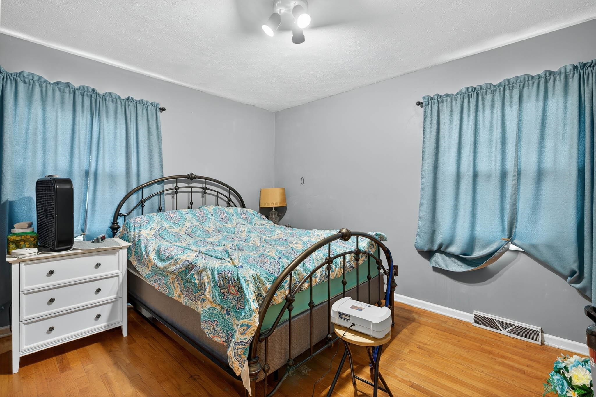 120 Mockingbird Lane, Lewisport, Kentucky 42351, 3 Bedrooms Bedrooms, ,1 BathroomBathrooms,Single Family Residence,For Sale,Mockingbird Lane,92604