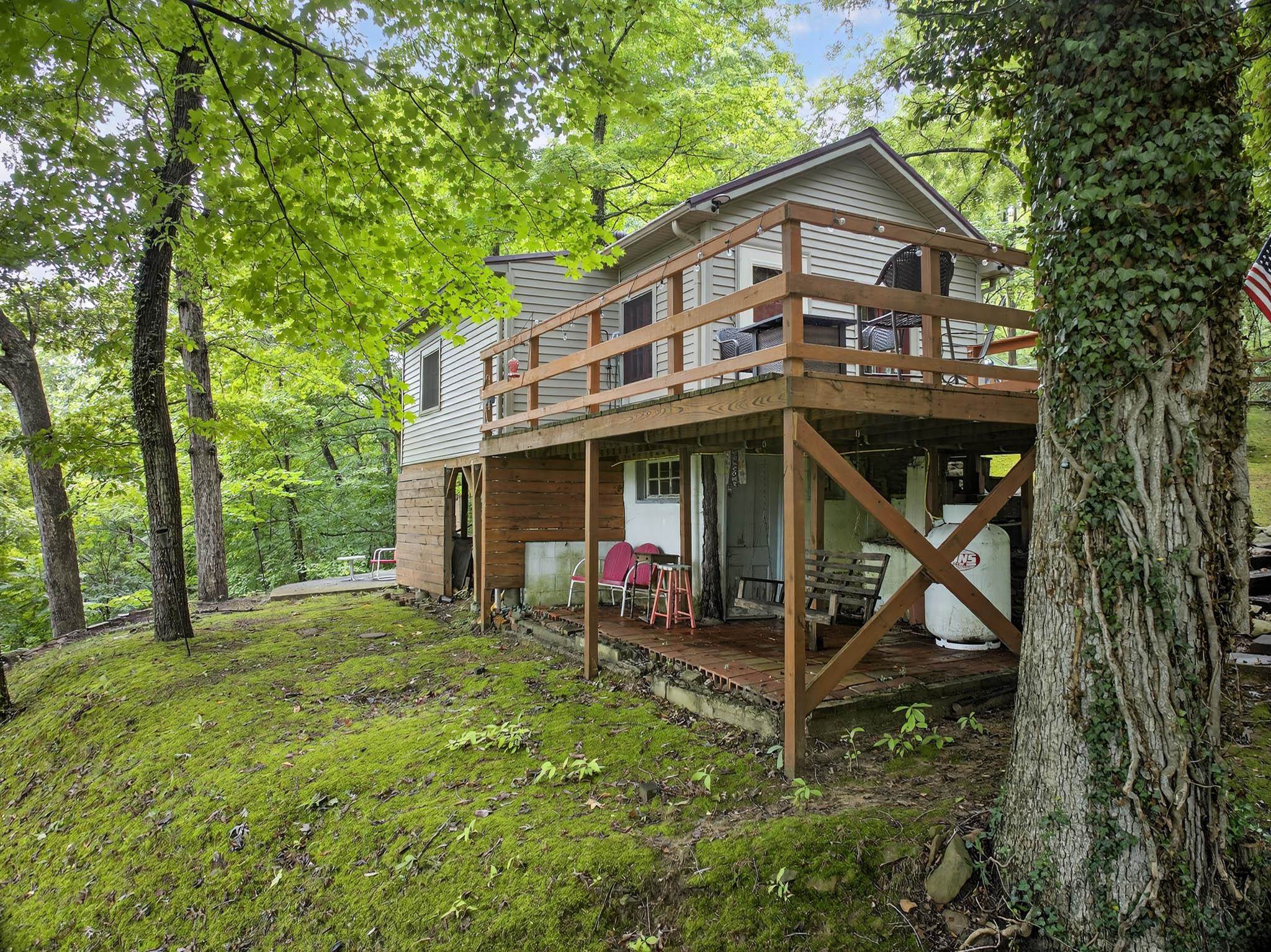 255 Clubhouse Drive, Hawesville, Kentucky 42348, 1 Bedroom Bedrooms, ,1 BathroomBathrooms,Single Family Residence,For Sale,Clubhouse Drive,92605