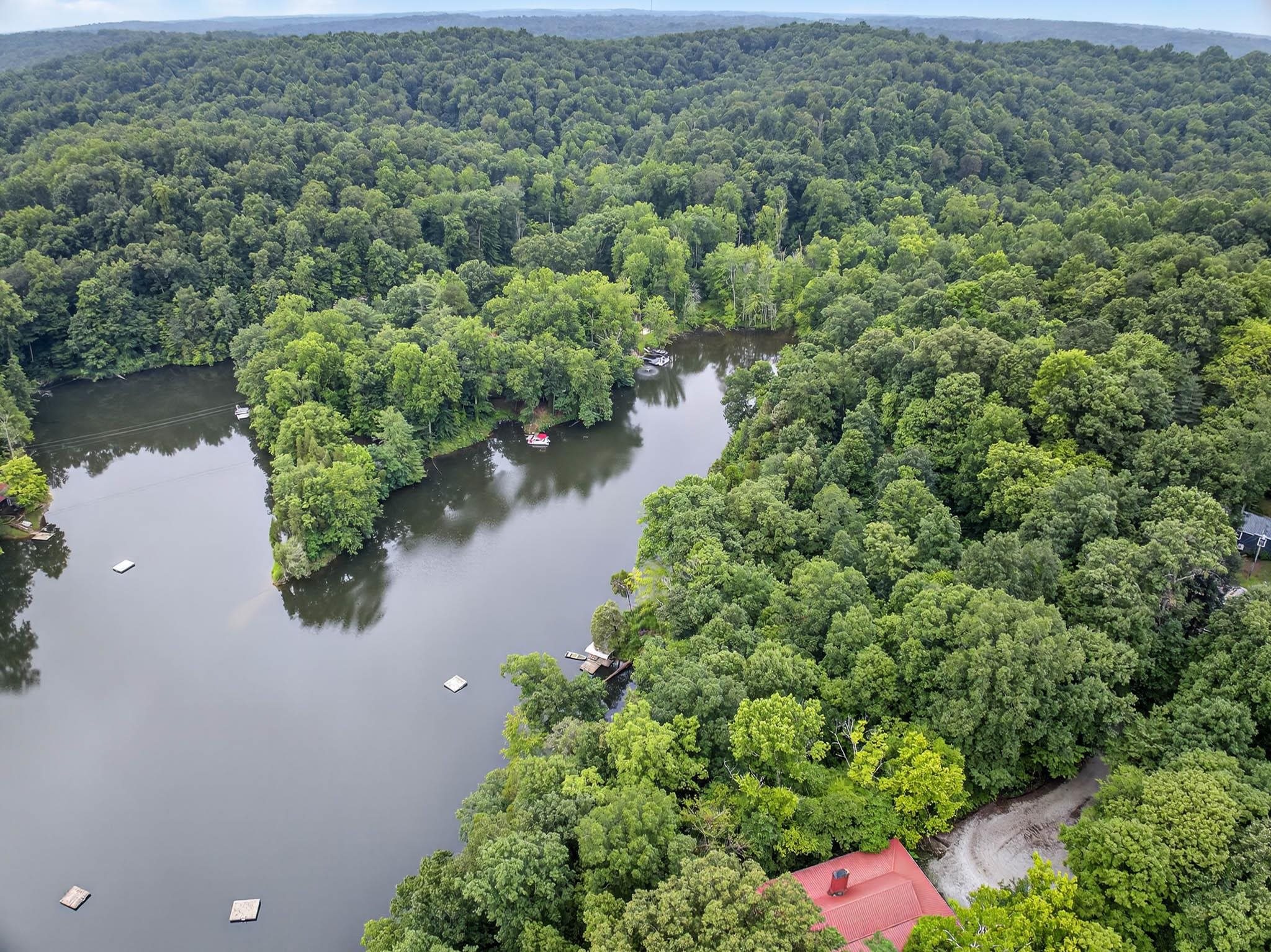 255 Clubhouse Drive, Hawesville, Kentucky 42348, 1 Bedroom Bedrooms, ,1 BathroomBathrooms,Single Family Residence,For Sale,Clubhouse Drive,92605