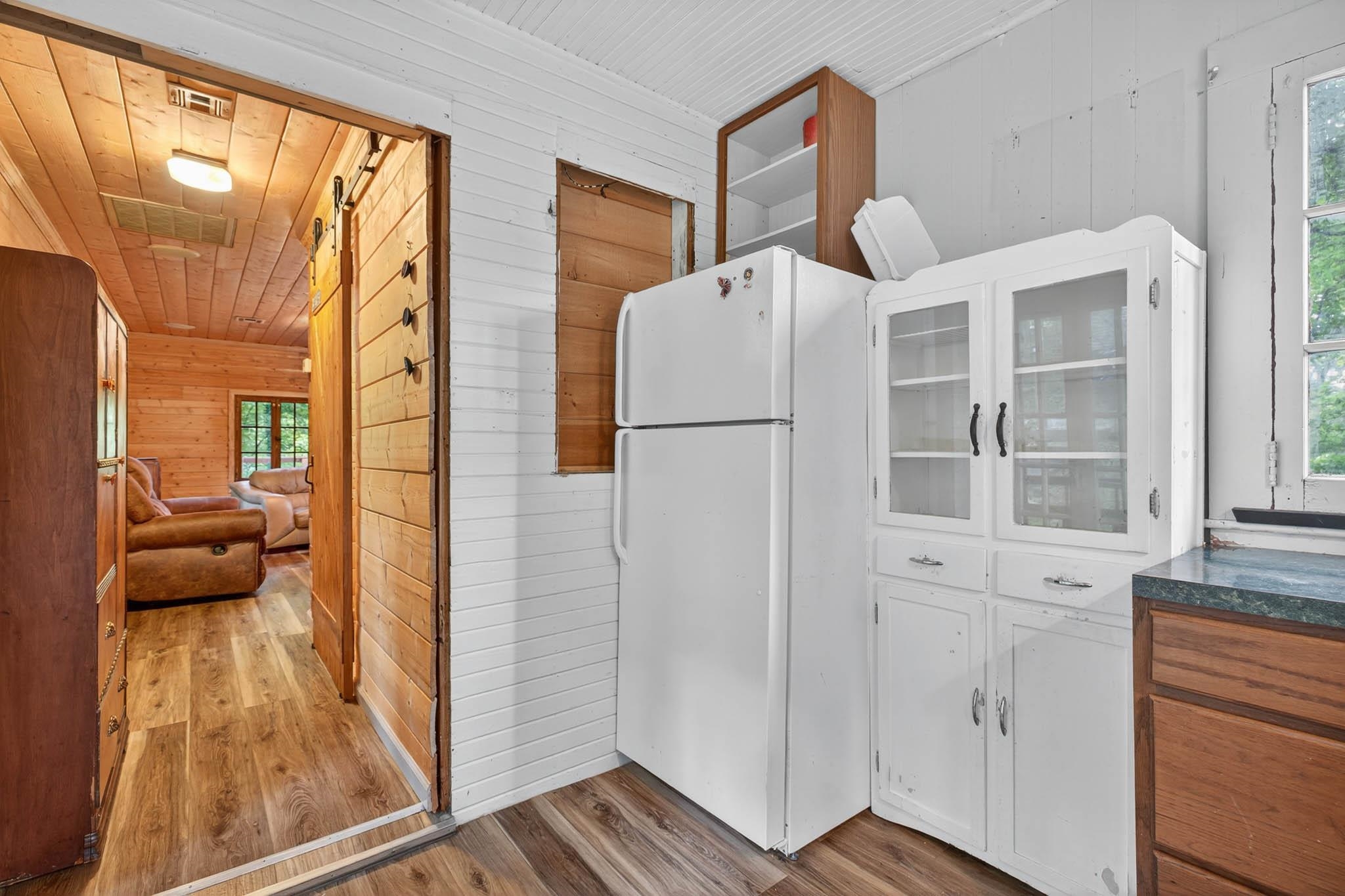 255 Clubhouse Drive, Hawesville, Kentucky 42348, 1 Bedroom Bedrooms, ,1 BathroomBathrooms,Single Family Residence,For Sale,Clubhouse Drive,92605
