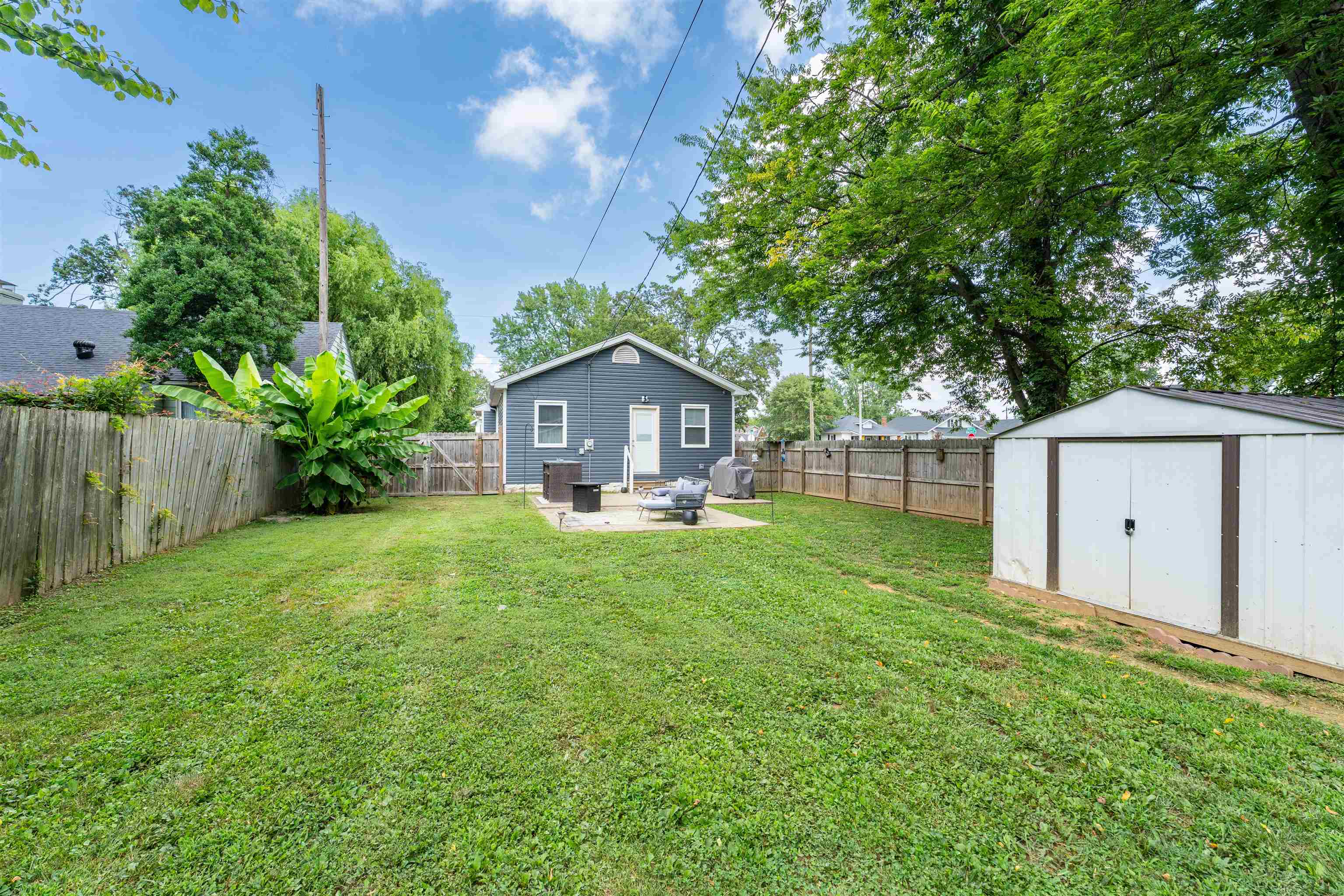 106 20th Street, Owensboro, Kentucky 42301-2213, 3 Bedrooms Bedrooms, ,1 BathroomBathrooms,Single Family Residence,For Sale,20th Street,92609