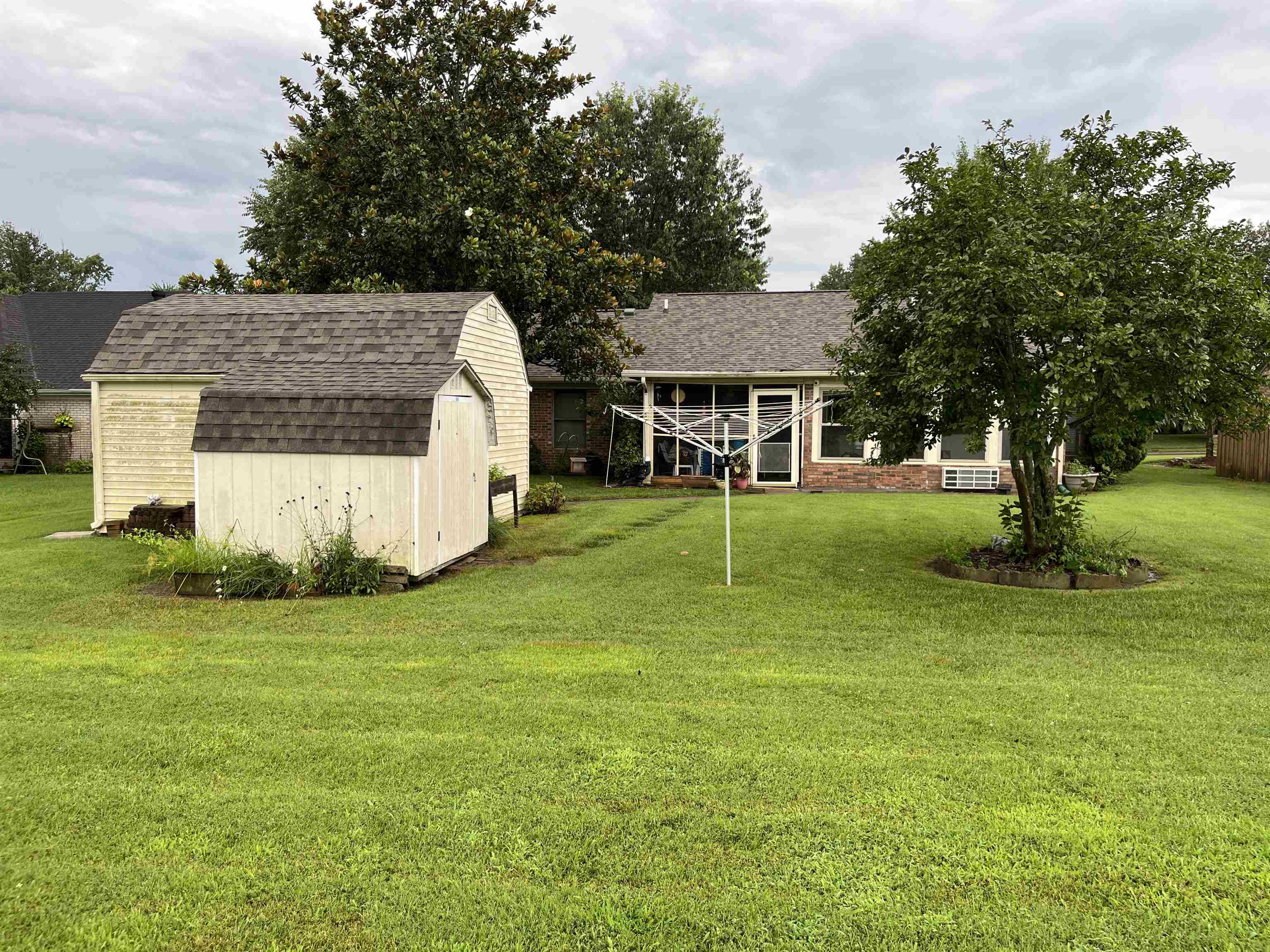 3068 Steeplechase, Owensboro, Kentucky 42303, 3 Bedrooms Bedrooms, ,2 BathroomsBathrooms,Ranch,For Sale,Steeplechase,92614