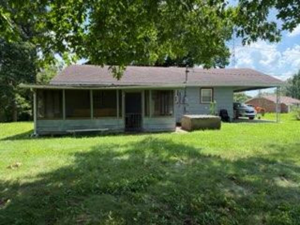 4555 Logansport Road, Morgantown, Kentucky 42261, 2 Bedrooms Bedrooms, ,1 BathroomBathrooms,Single Family Residence,For Sale,Logansport Road,92619