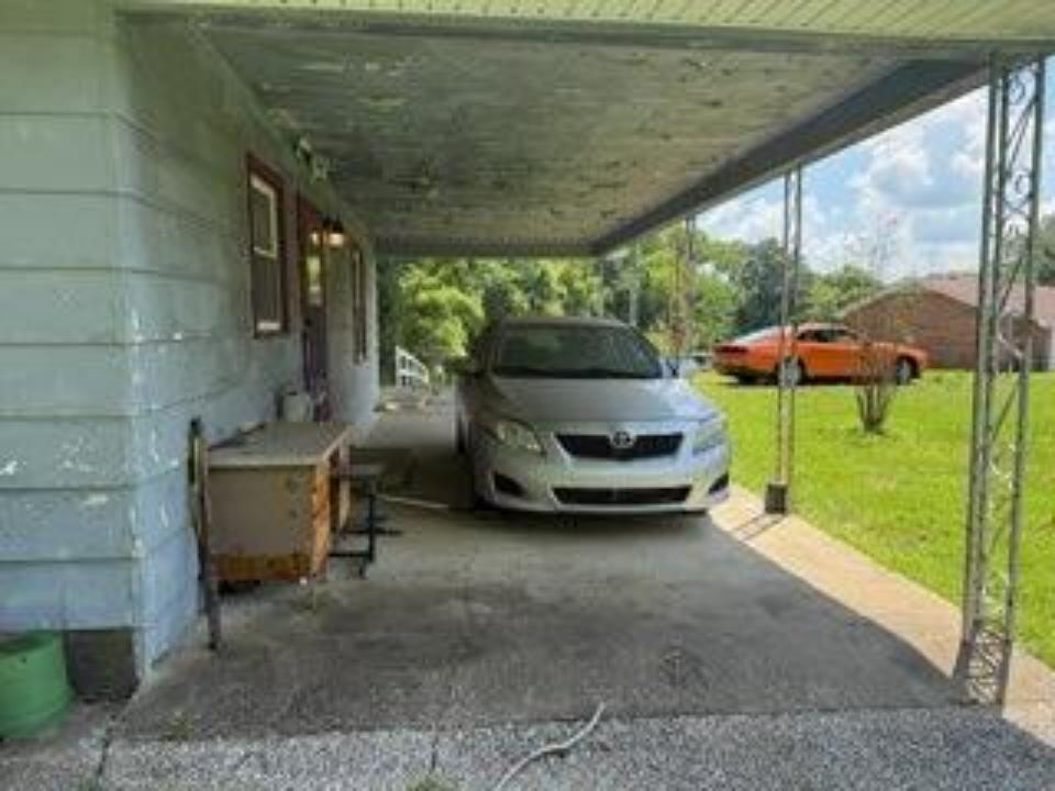 4555 Logansport Road, Morgantown, Kentucky 42261, 2 Bedrooms Bedrooms, ,1 BathroomBathrooms,Single Family Residence,For Sale,Logansport Road,92619