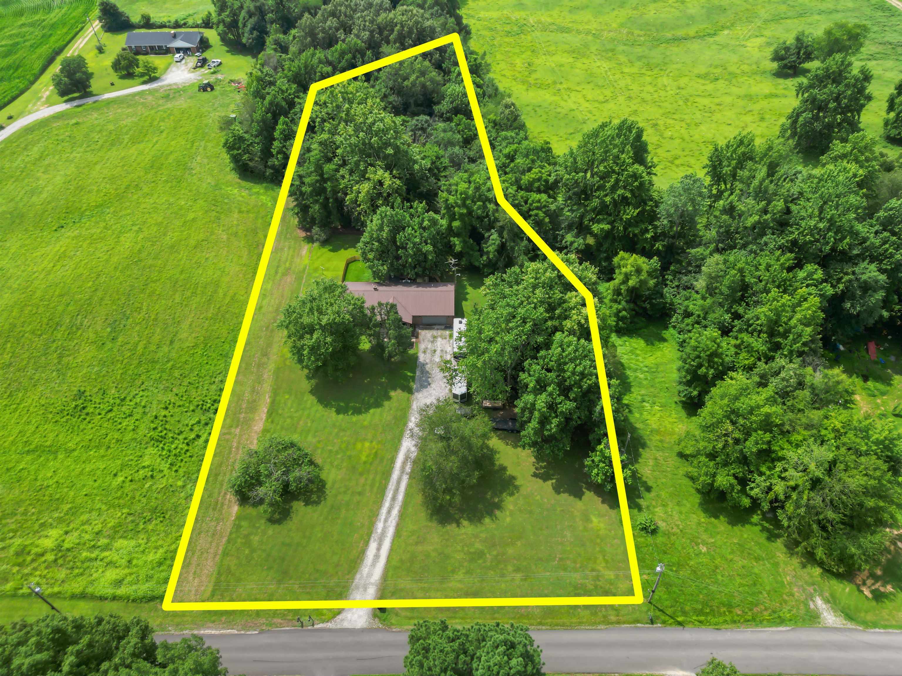 4166 Greenbriar Rd, Utica, Kentucky 42376, 3 Bedrooms Bedrooms, ,1 BathroomBathrooms,Single Family Residence,For Sale,Greenbriar Rd,92620