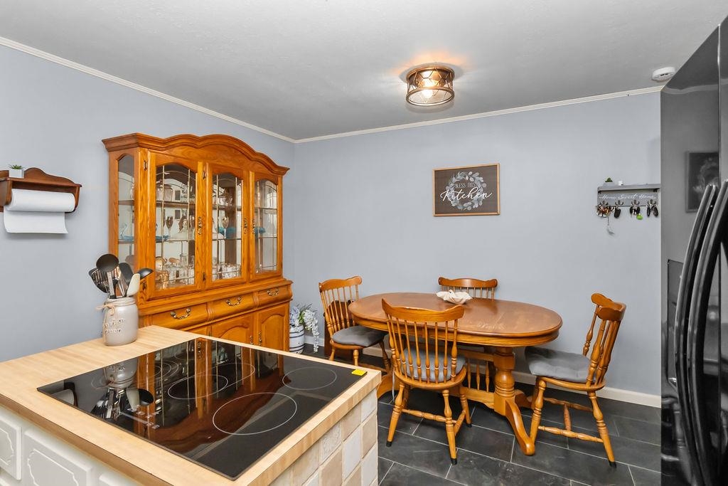 4166 Greenbriar Rd, Utica, Kentucky 42376, 3 Bedrooms Bedrooms, ,1 BathroomBathrooms,Single Family Residence,For Sale,Greenbriar Rd,92620