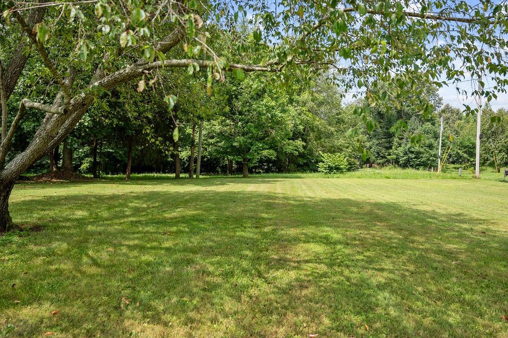 4166 Greenbriar Rd, Utica, Kentucky 42376, 3 Bedrooms Bedrooms, ,1 BathroomBathrooms,Single Family Residence,For Sale,Greenbriar Rd,92620