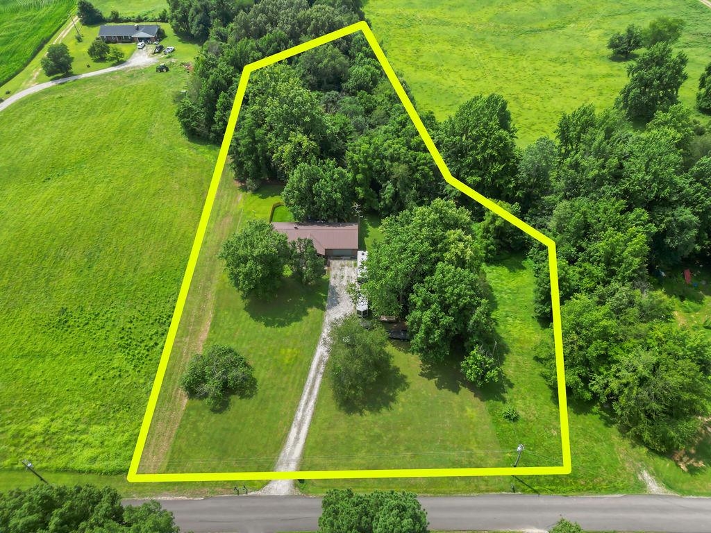 4166 Greenbriar Rd, Utica, Kentucky 42376, 3 Bedrooms Bedrooms, ,1 BathroomBathrooms,Single Family Residence,For Sale,Greenbriar Rd,92620