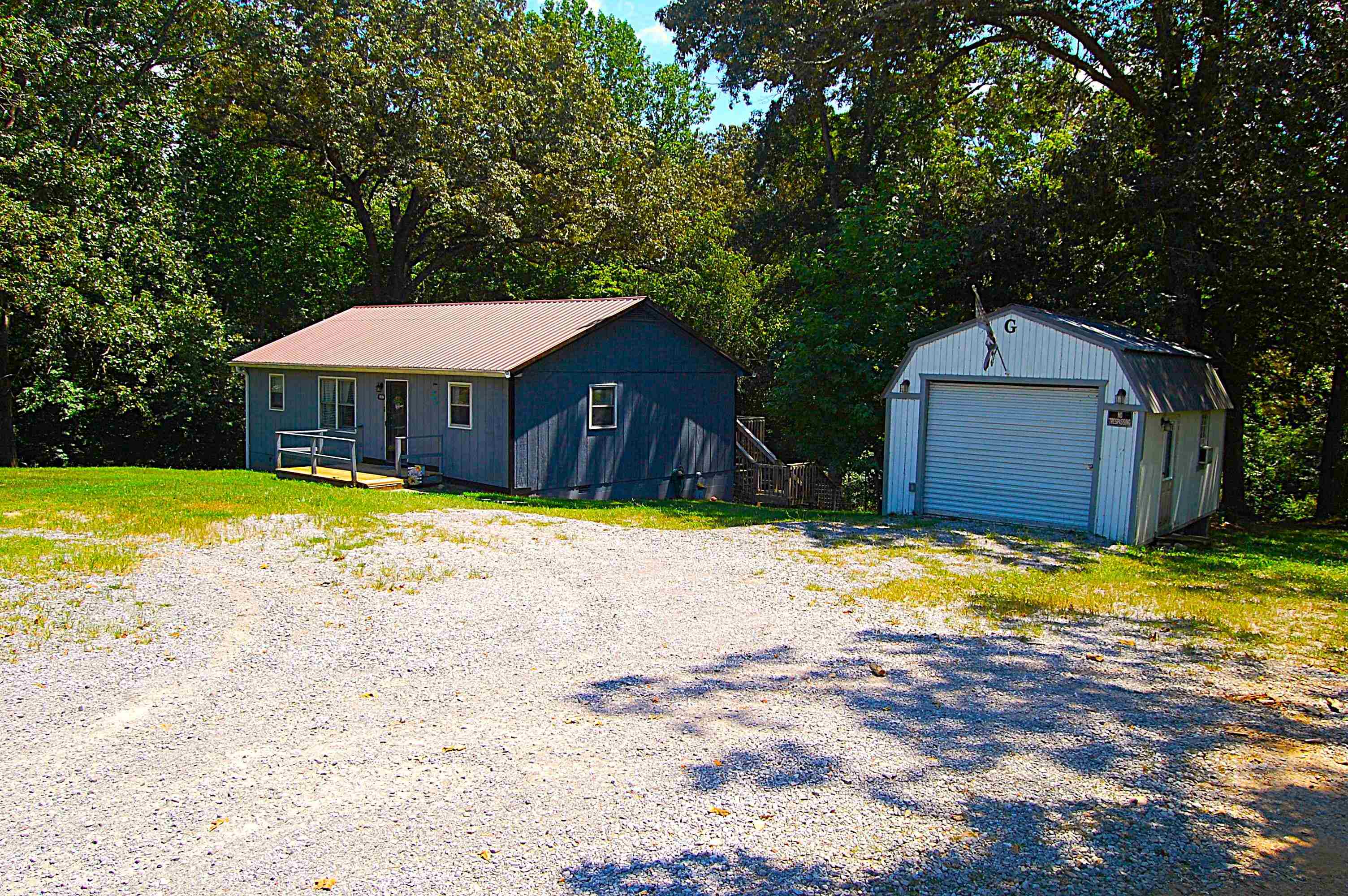 1939 Rockcastle RD, Cadiz, Kentucky 42211, 3 Bedrooms Bedrooms, ,1 BathroomBathrooms,Single Family Residence,For Sale,Rockcastle RD,92623