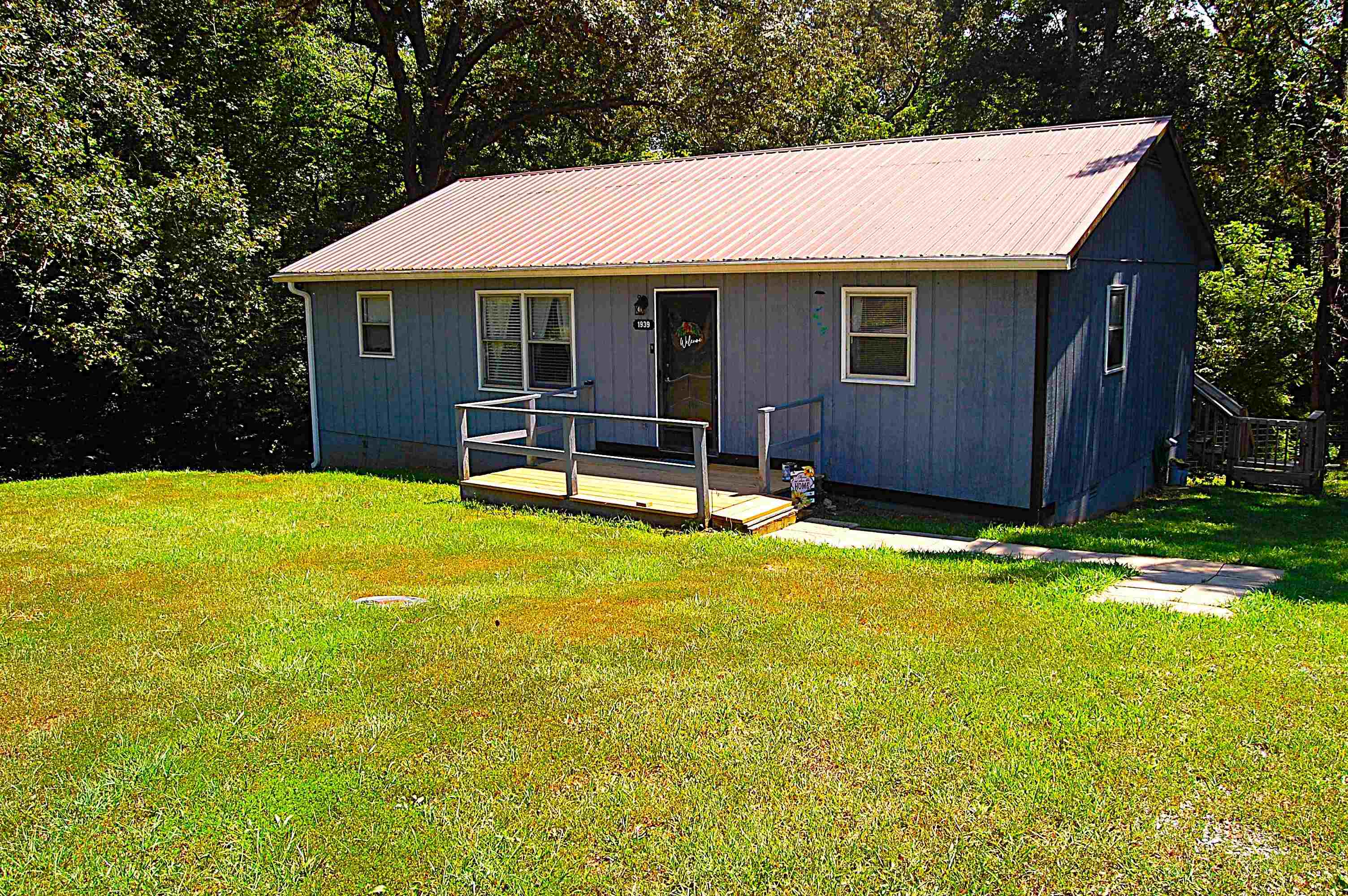 1939 Rockcastle RD, Cadiz, Kentucky 42211, 3 Bedrooms Bedrooms, ,1 BathroomBathrooms,Single Family Residence,For Sale,Rockcastle RD,92623