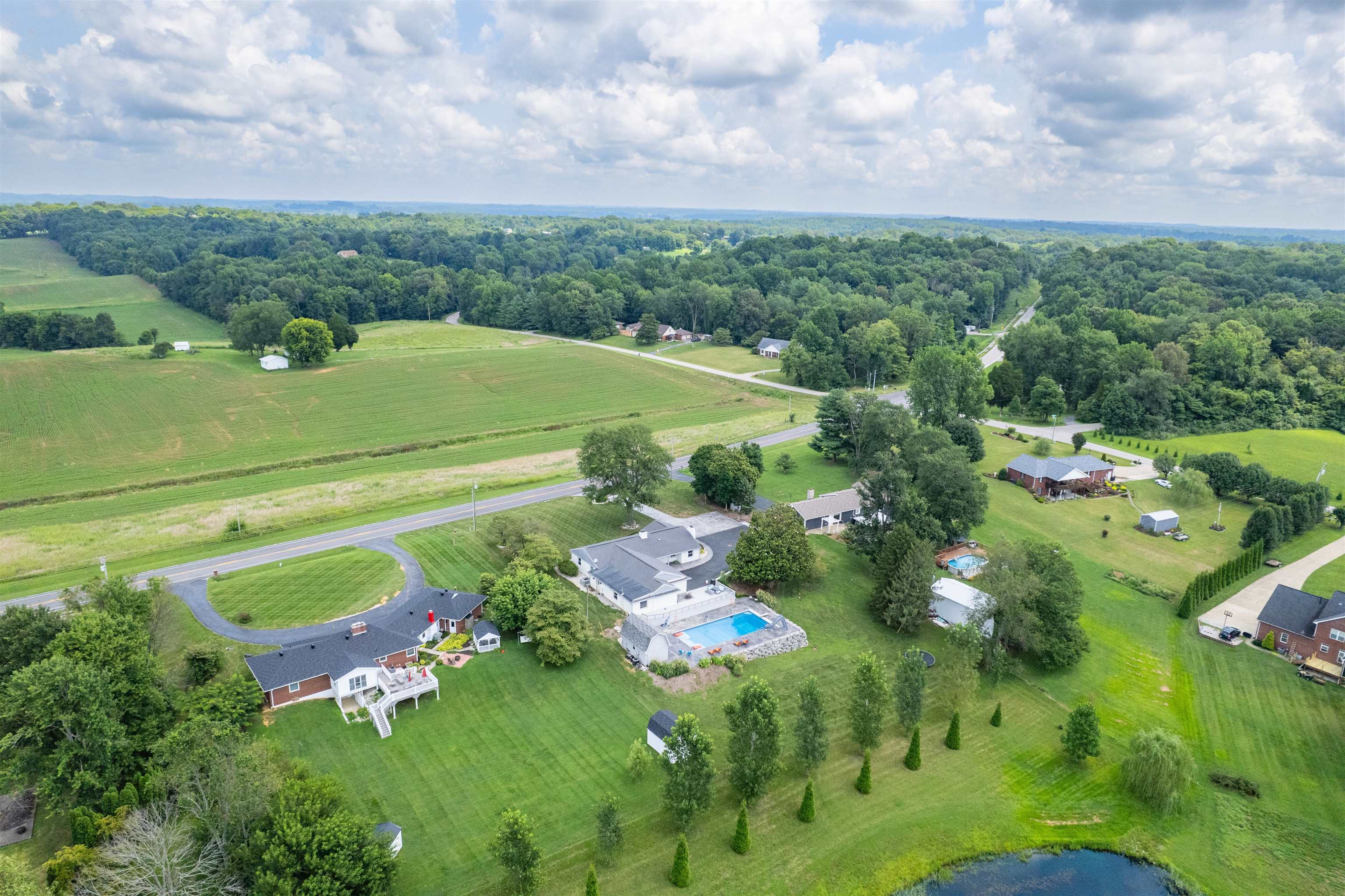 6208 HWY 144, Owensboro, Kentucky 42303, 4 Bedrooms Bedrooms, ,3 BathroomsBathrooms,Single Family Residence,For Sale,HWY 144,92624
