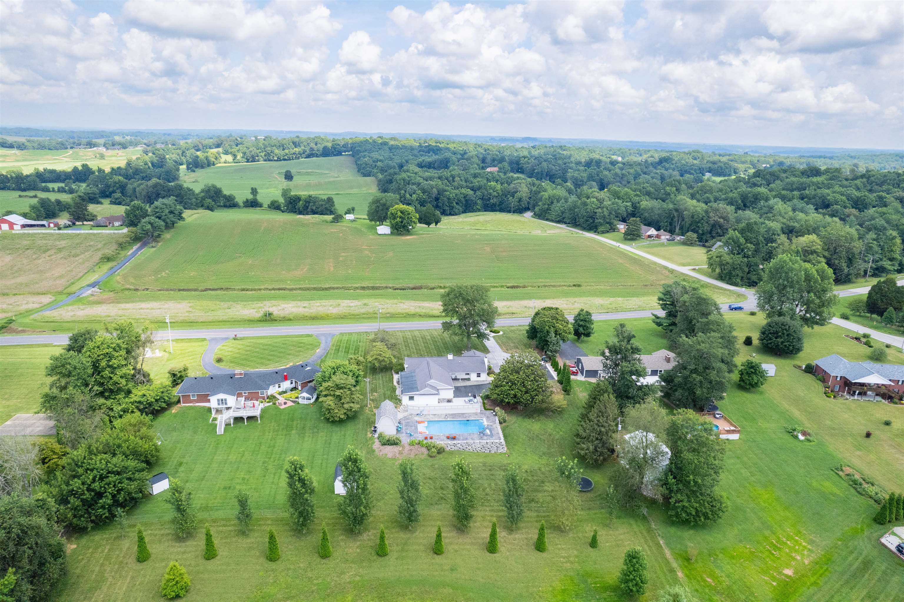 6208 HWY 144, Owensboro, Kentucky 42303, 4 Bedrooms Bedrooms, ,3 BathroomsBathrooms,Single Family Residence,For Sale,HWY 144,92624