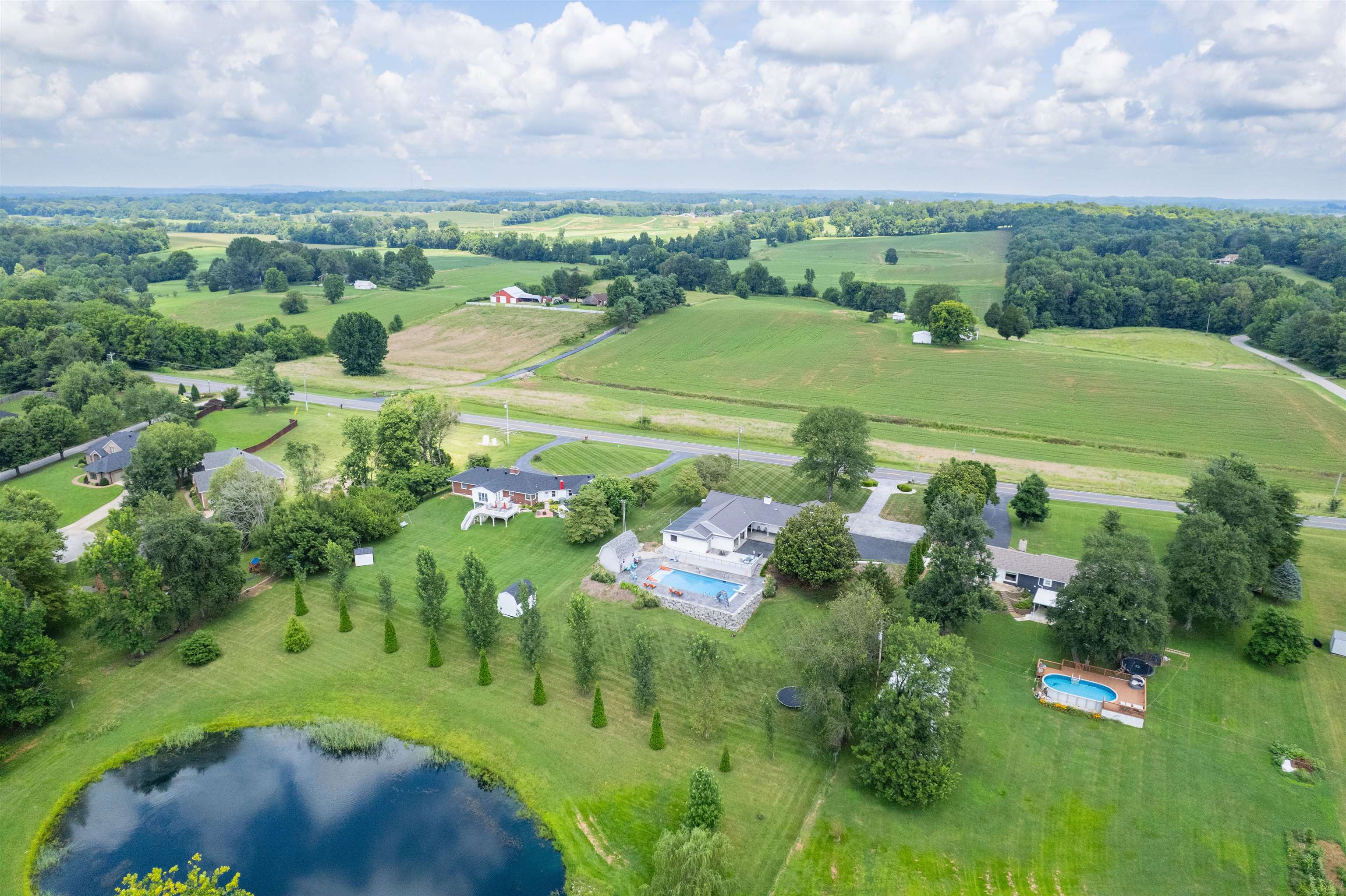 6208 HWY 144, Owensboro, Kentucky 42303, 4 Bedrooms Bedrooms, ,3 BathroomsBathrooms,Single Family Residence,For Sale,HWY 144,92624