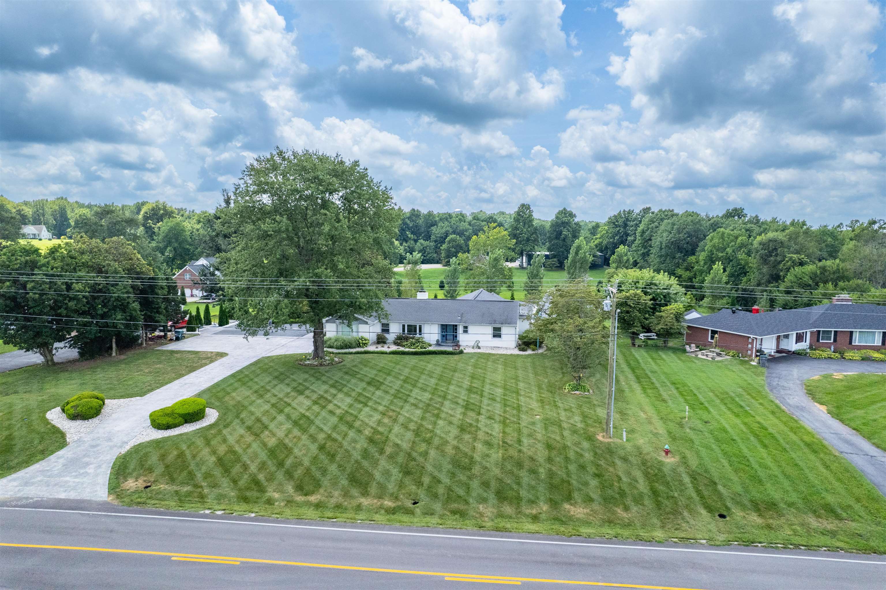 6208 HWY 144, Owensboro, Kentucky 42303, 4 Bedrooms Bedrooms, ,3 BathroomsBathrooms,Single Family Residence,For Sale,HWY 144,92624
