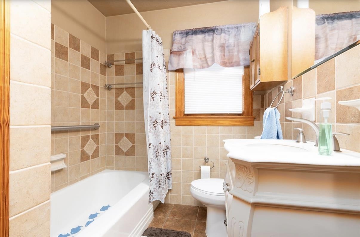 2955 Plymouth Place, Owensboro, Kentucky 42303, 4 Bedrooms Bedrooms, ,3 BathroomsBathrooms,Single Family Residence,For Sale,Plymouth Place,92627