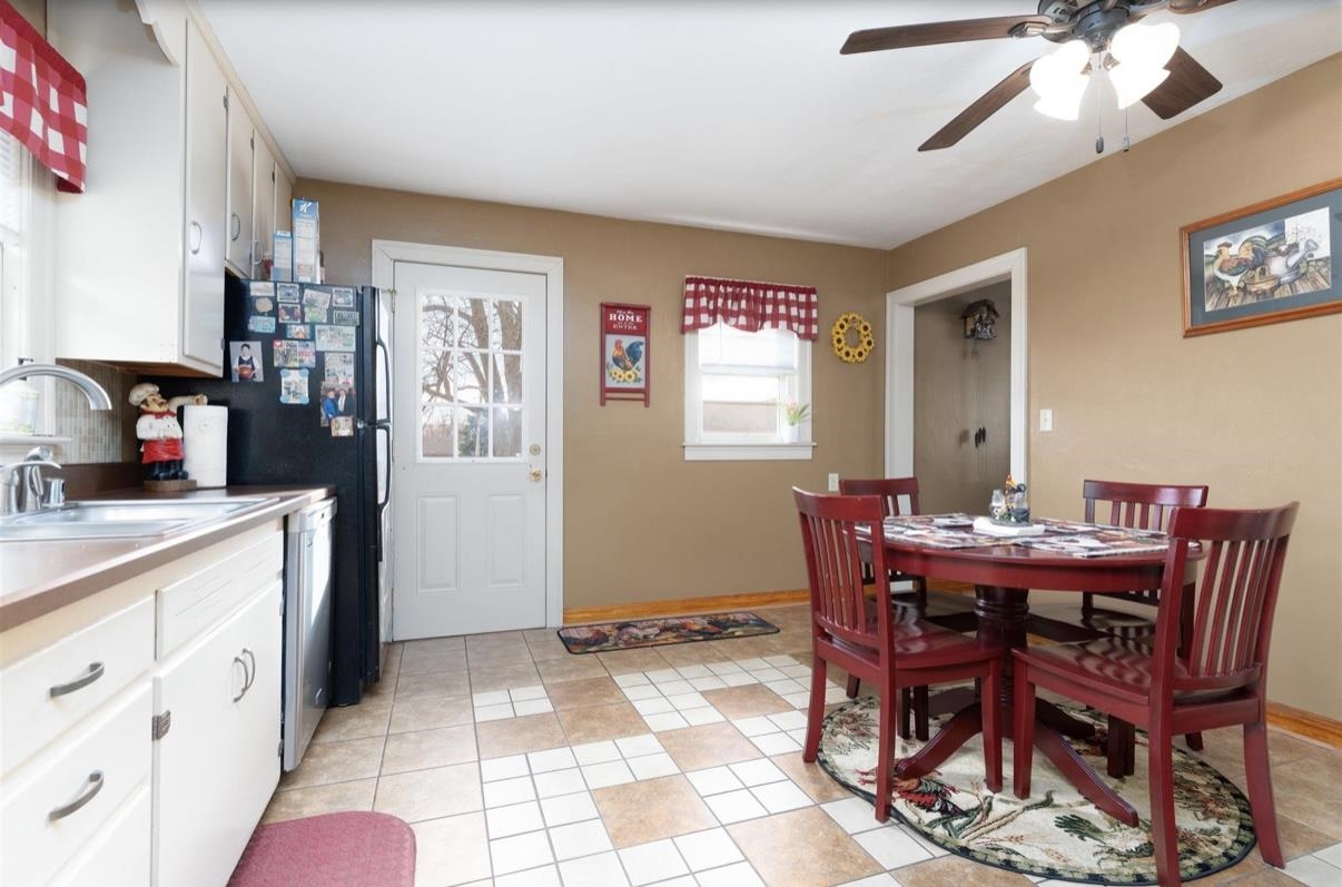 2955 Plymouth Place, Owensboro, Kentucky 42303, 4 Bedrooms Bedrooms, ,3 BathroomsBathrooms,Single Family Residence,For Sale,Plymouth Place,92627