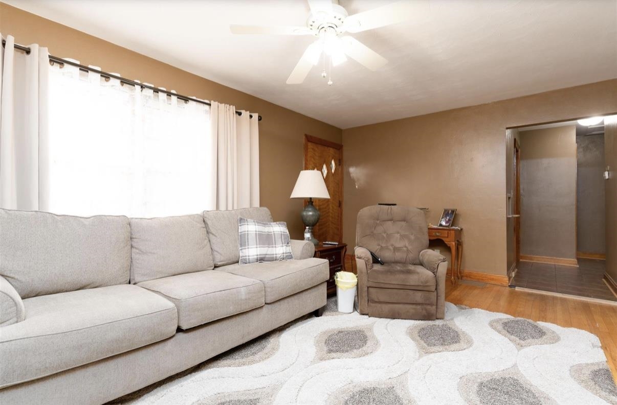 2955 Plymouth Place, Owensboro, Kentucky 42303, 4 Bedrooms Bedrooms, ,3 BathroomsBathrooms,Single Family Residence,For Sale,Plymouth Place,92627