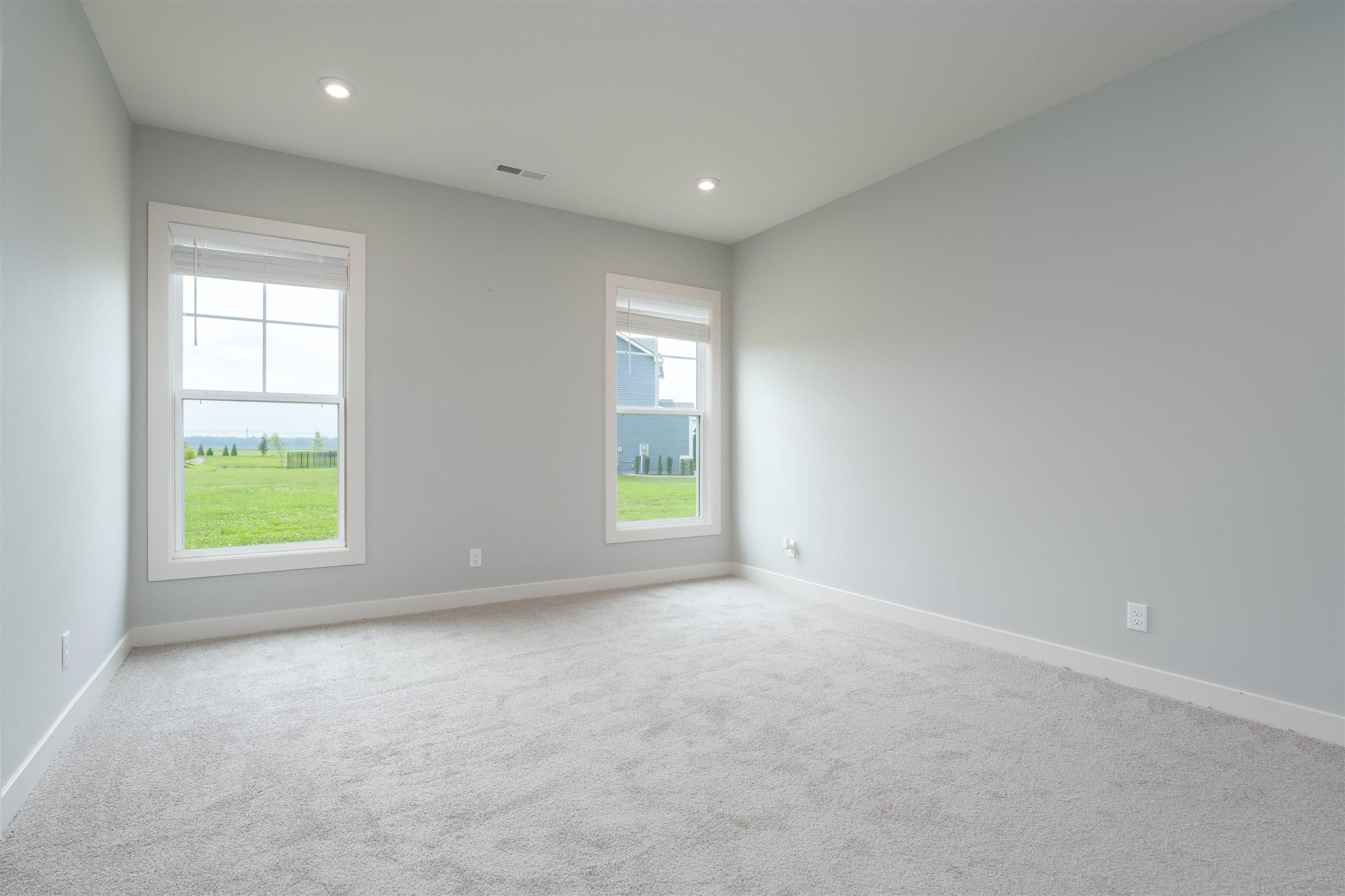 2046 Pebblewood Dr, Owensboro, Kentucky 42303, 3 Bedrooms Bedrooms, ,2 BathroomsBathrooms,Single Family Residence,For Sale,Pebblewood Dr,92629