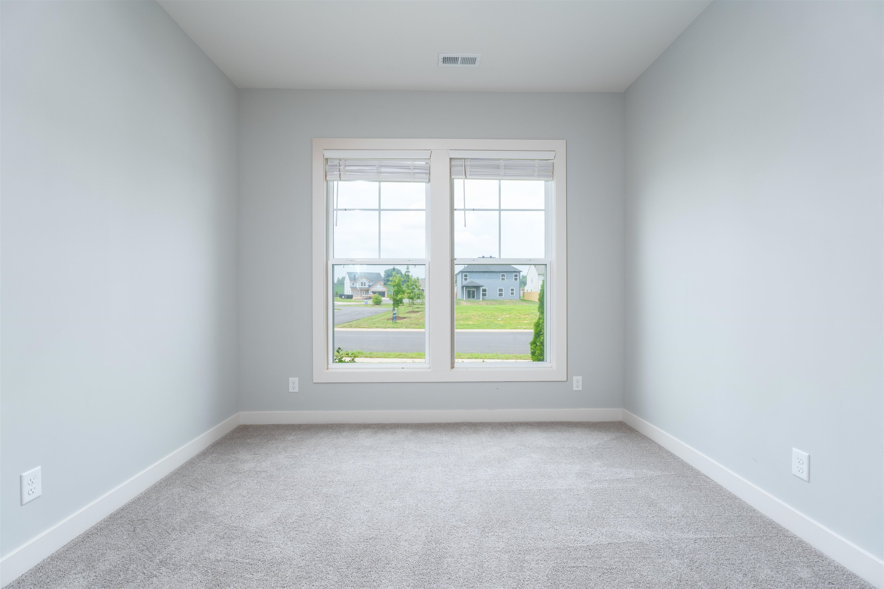 2046 Pebblewood Dr, Owensboro, Kentucky 42303, 3 Bedrooms Bedrooms, ,2 BathroomsBathrooms,Single Family Residence,For Sale,Pebblewood Dr,92629
