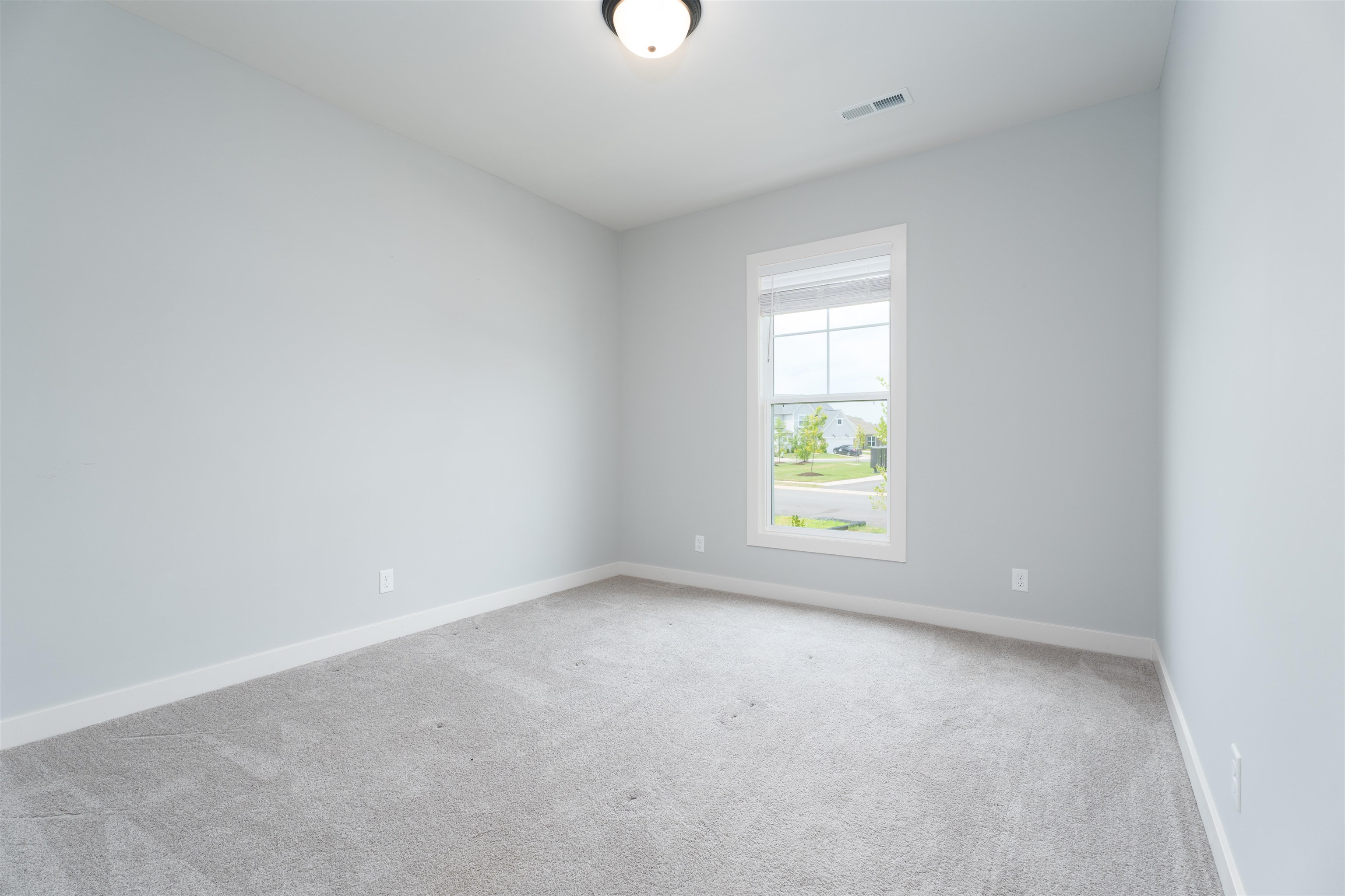2046 Pebblewood Dr, Owensboro, Kentucky 42303, 3 Bedrooms Bedrooms, ,2 BathroomsBathrooms,Single Family Residence,For Sale,Pebblewood Dr,92629