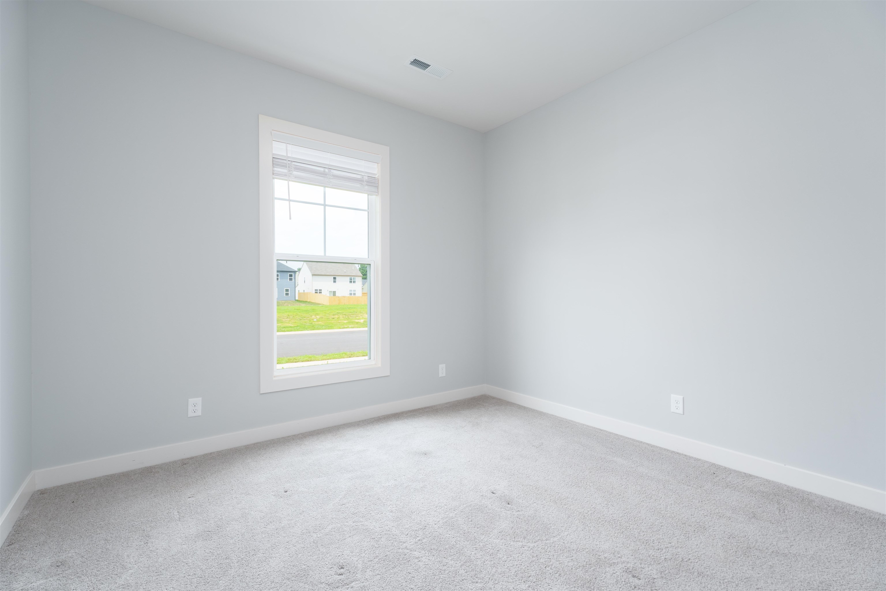 2046 Pebblewood Dr, Owensboro, Kentucky 42303, 3 Bedrooms Bedrooms, ,2 BathroomsBathrooms,Single Family Residence,For Sale,Pebblewood Dr,92629