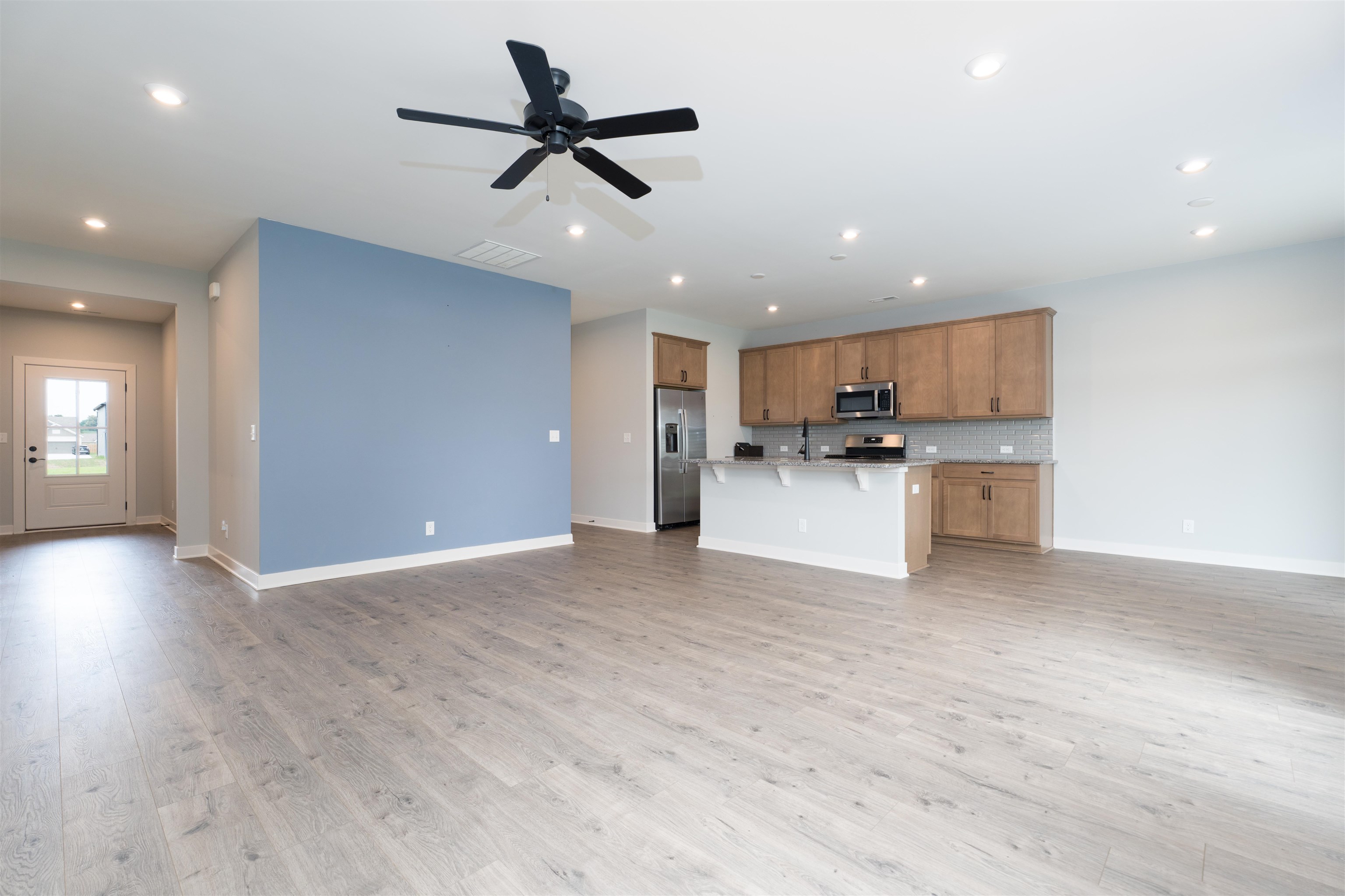 2046 Pebblewood Dr, Owensboro, Kentucky 42303, 3 Bedrooms Bedrooms, ,2 BathroomsBathrooms,Single Family Residence,For Sale,Pebblewood Dr,92629