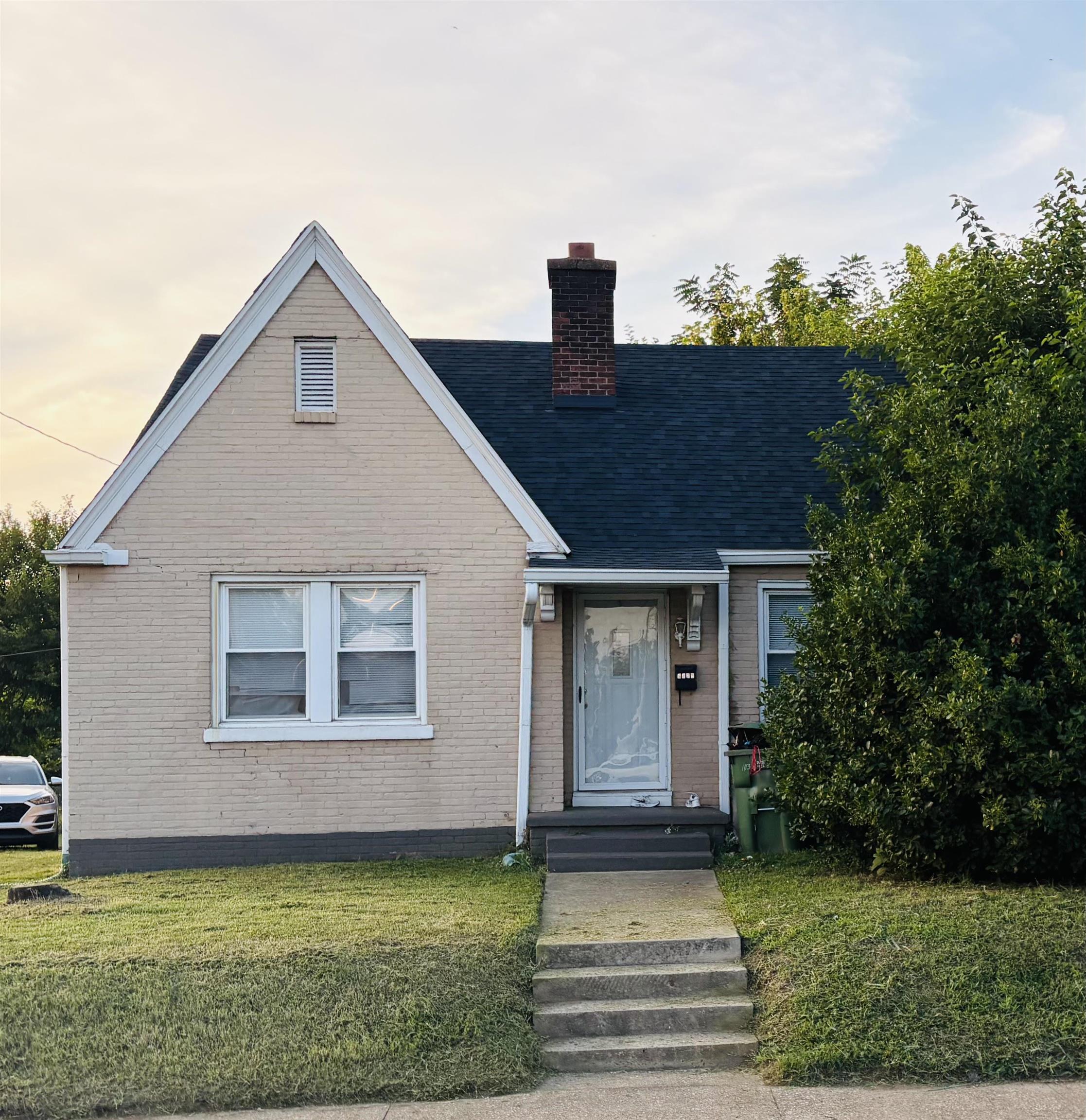 2403 Bluff Ave, Owensboro, Kentucky 42303, ,Multifamily,For Sale,Bluff Ave,92632