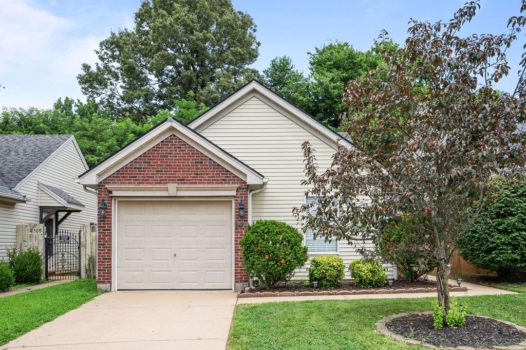 2504 Arbor Terrace, Owensboro, Kentucky 42303, 2 Bedrooms Bedrooms, ,2 BathroomsBathrooms,Single Family Residence,For Sale,Arbor Terrace,92637