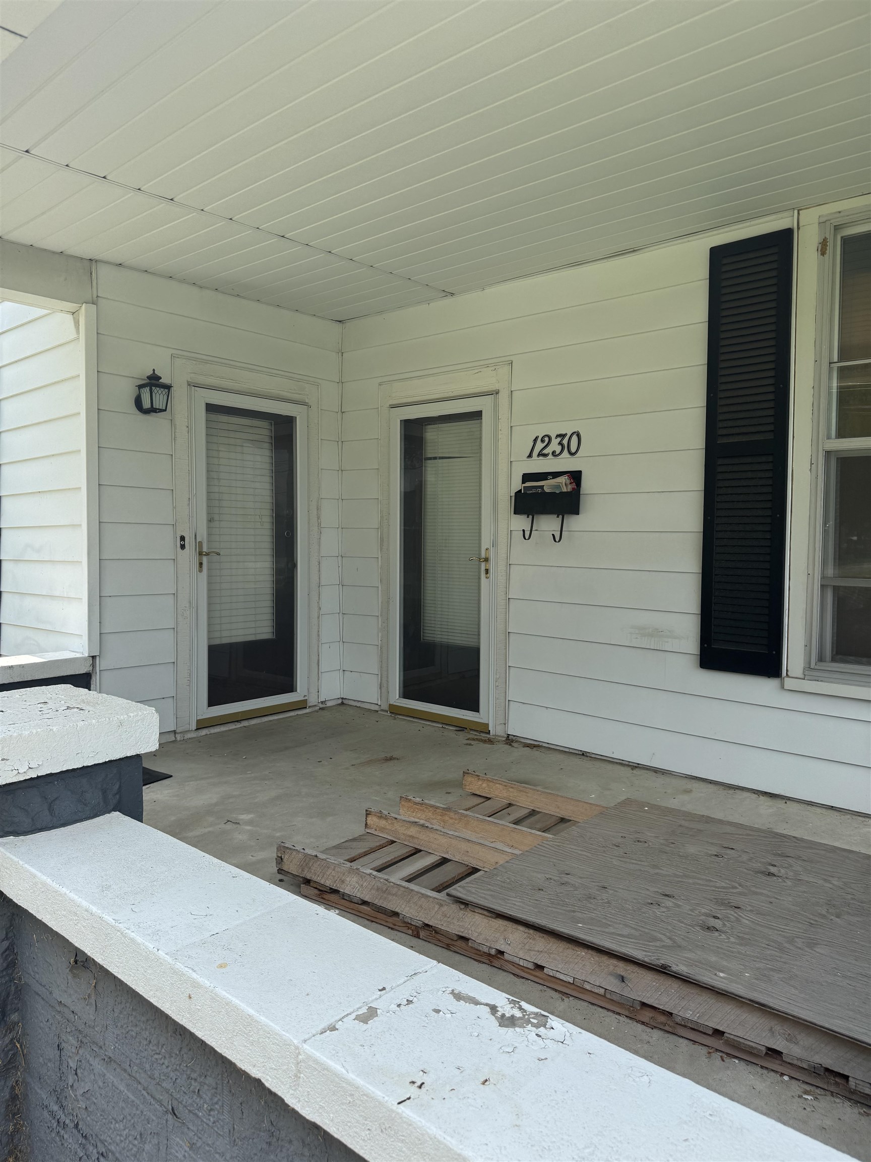1230 Werner Ave, Owensboro, Kentucky 42303, 2 Bedrooms Bedrooms, ,1 BathroomBathrooms,Single Family Residence,For Sale,Werner Ave,92643