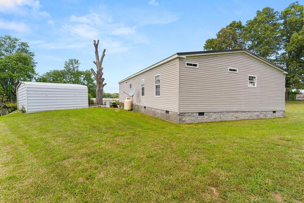 2140 Harmons Ferry Rd, Utica, Kentucky 42376, 3 Bedrooms Bedrooms, ,2 BathroomsBathrooms,Manufactured Home,For Sale,Harmons Ferry Rd,92644