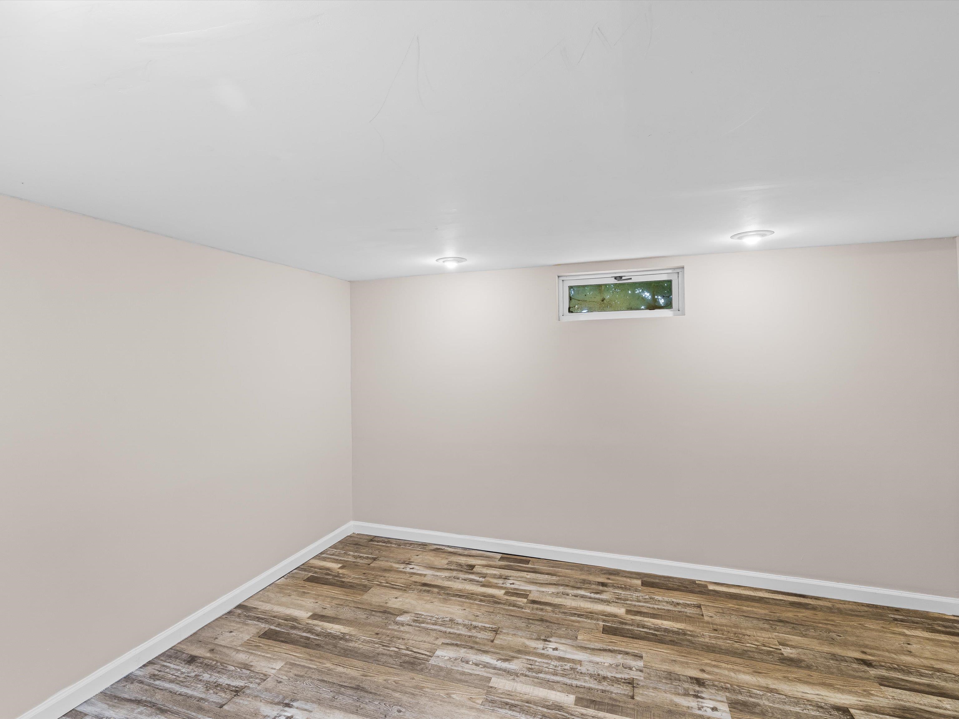 2644 Hayden Road, Owensboro, Kentucky 42303, 4 Bedrooms Bedrooms, ,2 BathroomsBathrooms,Single Family Residence,For Sale,Hayden Road,92653