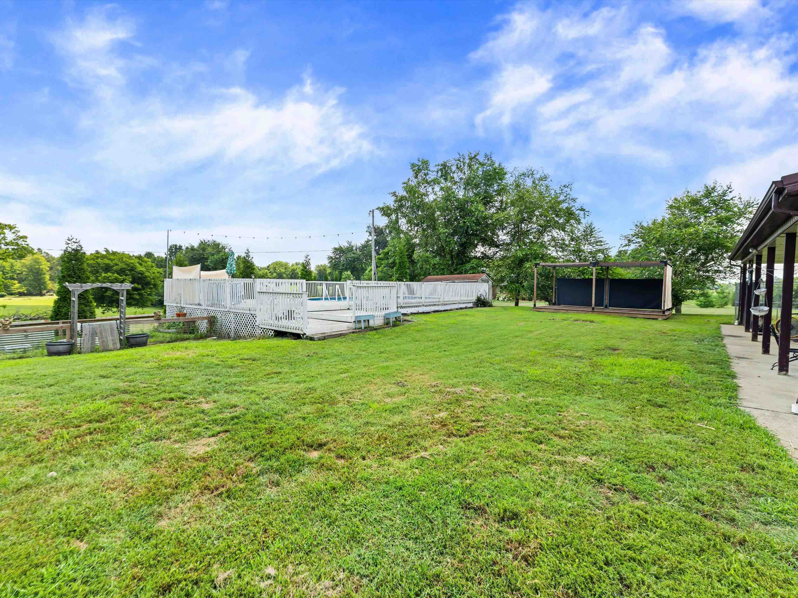 2644 Hayden Road, Owensboro, Kentucky 42303, 4 Bedrooms Bedrooms, ,2 BathroomsBathrooms,Single Family Residence,For Sale,Hayden Road,92653