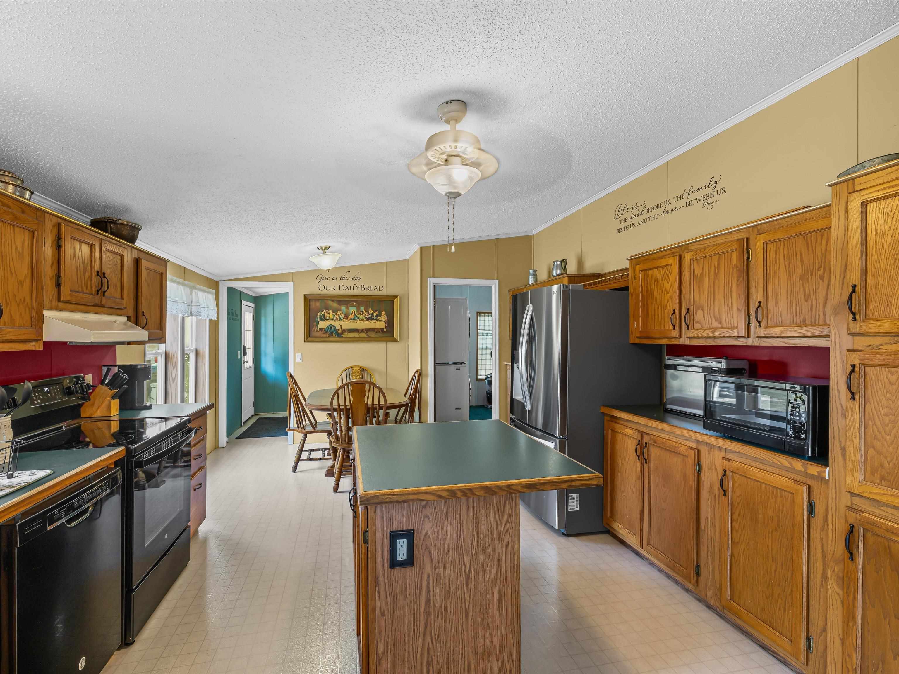 7655 Stevens School Road, Whitesville, Kentucky 42378, 3 Bedrooms Bedrooms, ,2 BathroomsBathrooms,Manufactured Home,For Sale,Stevens School Road,92663