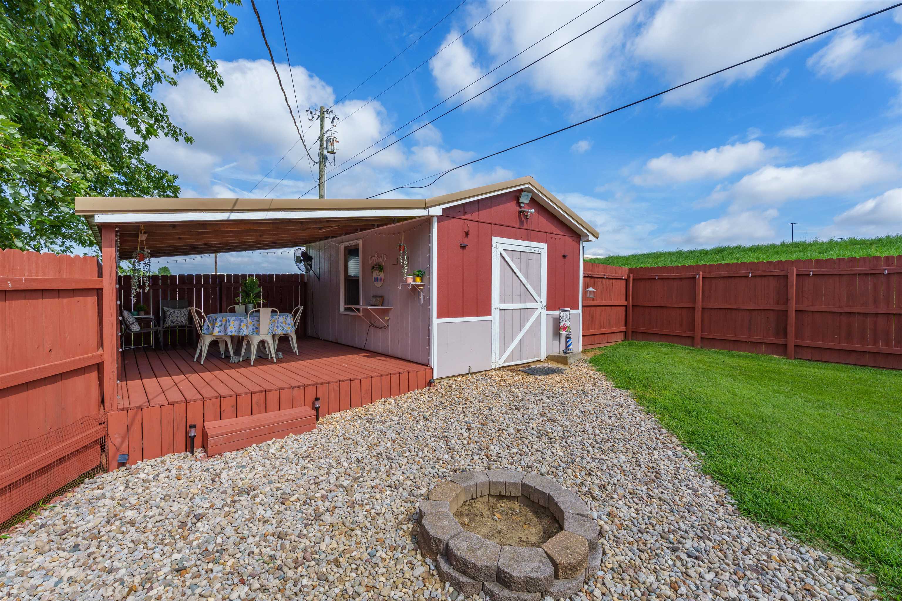 2617 Wimsatt Ct, Owensboro, Kentucky 42303, 3 Bedrooms Bedrooms, ,1 BathroomBathrooms,Single Family Residence,For Sale,Wimsatt Ct,92664