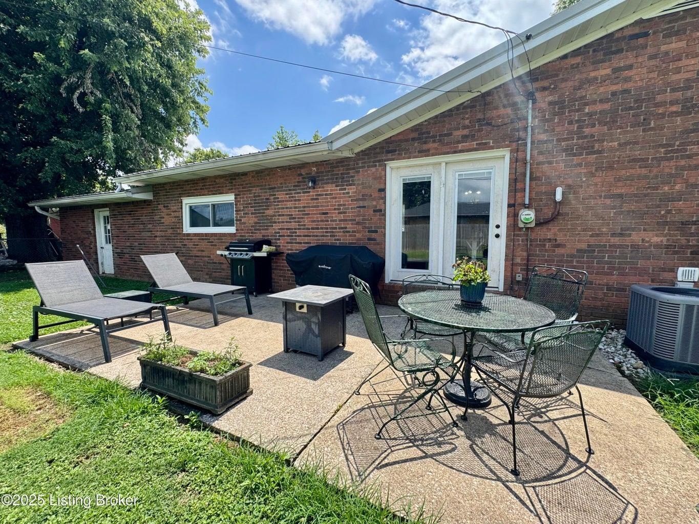 250 Nancy Ave., Lewisport, Kentucky 42351, 4 Bedrooms Bedrooms, ,2 BathroomsBathrooms,Single Family Residence,For Sale,Nancy Ave.,92665