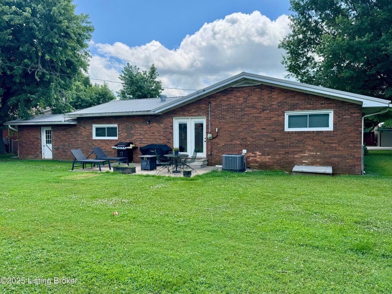 250 Nancy Ave., Lewisport, Kentucky 42351, 4 Bedrooms Bedrooms, ,2 BathroomsBathrooms,Single Family Residence,For Sale,Nancy Ave.,92665