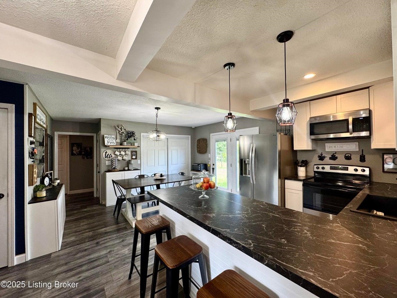 250 Nancy Ave., Lewisport, Kentucky 42351, 4 Bedrooms Bedrooms, ,2 BathroomsBathrooms,Single Family Residence,For Sale,Nancy Ave.,92665