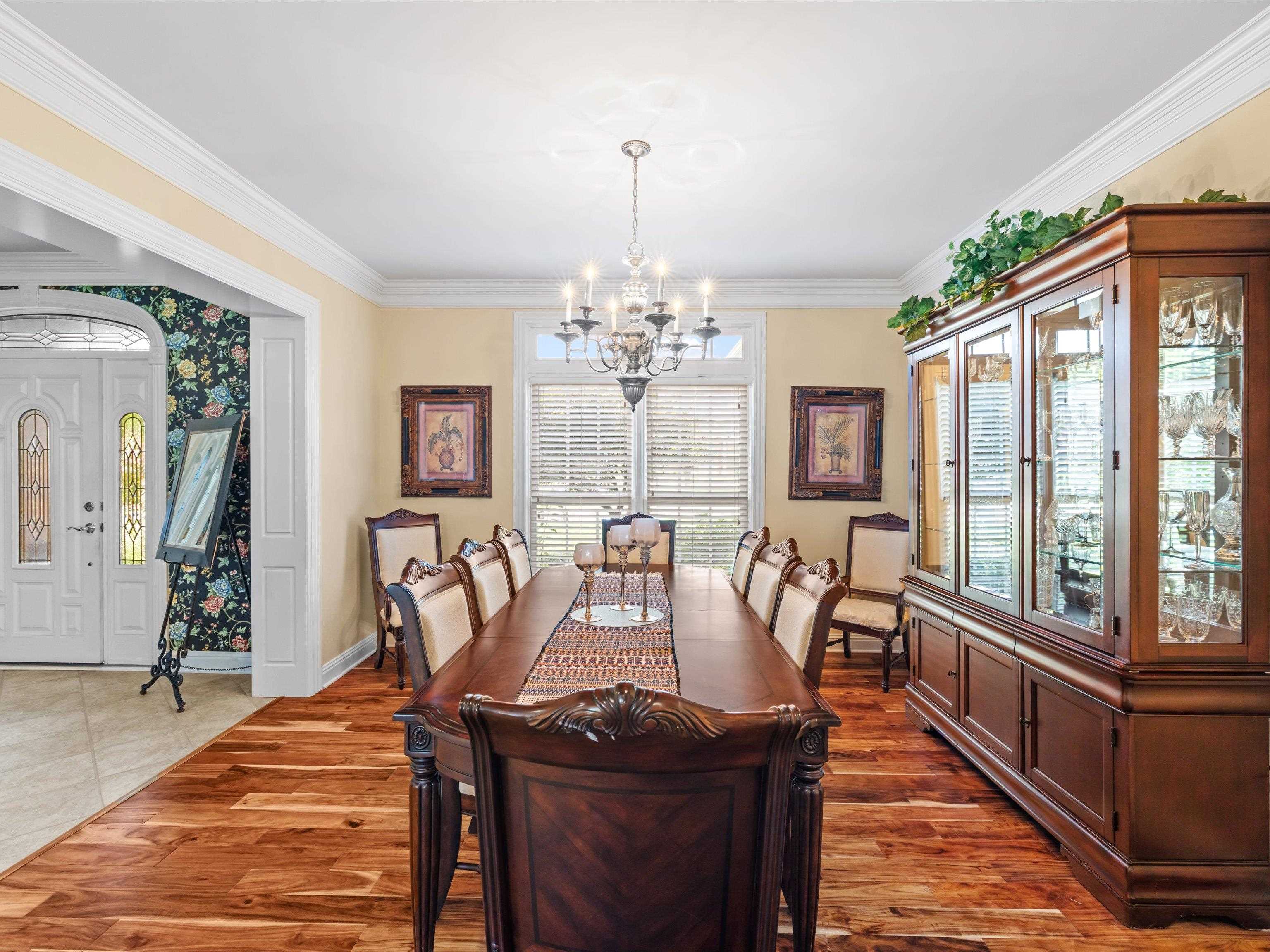 4508 Lake Forest Drive, Owensboro, Kentucky 42303, 4 Bedrooms Bedrooms, ,3 BathroomsBathrooms,Single Family Residence,For Sale,Lake Forest Drive,92669