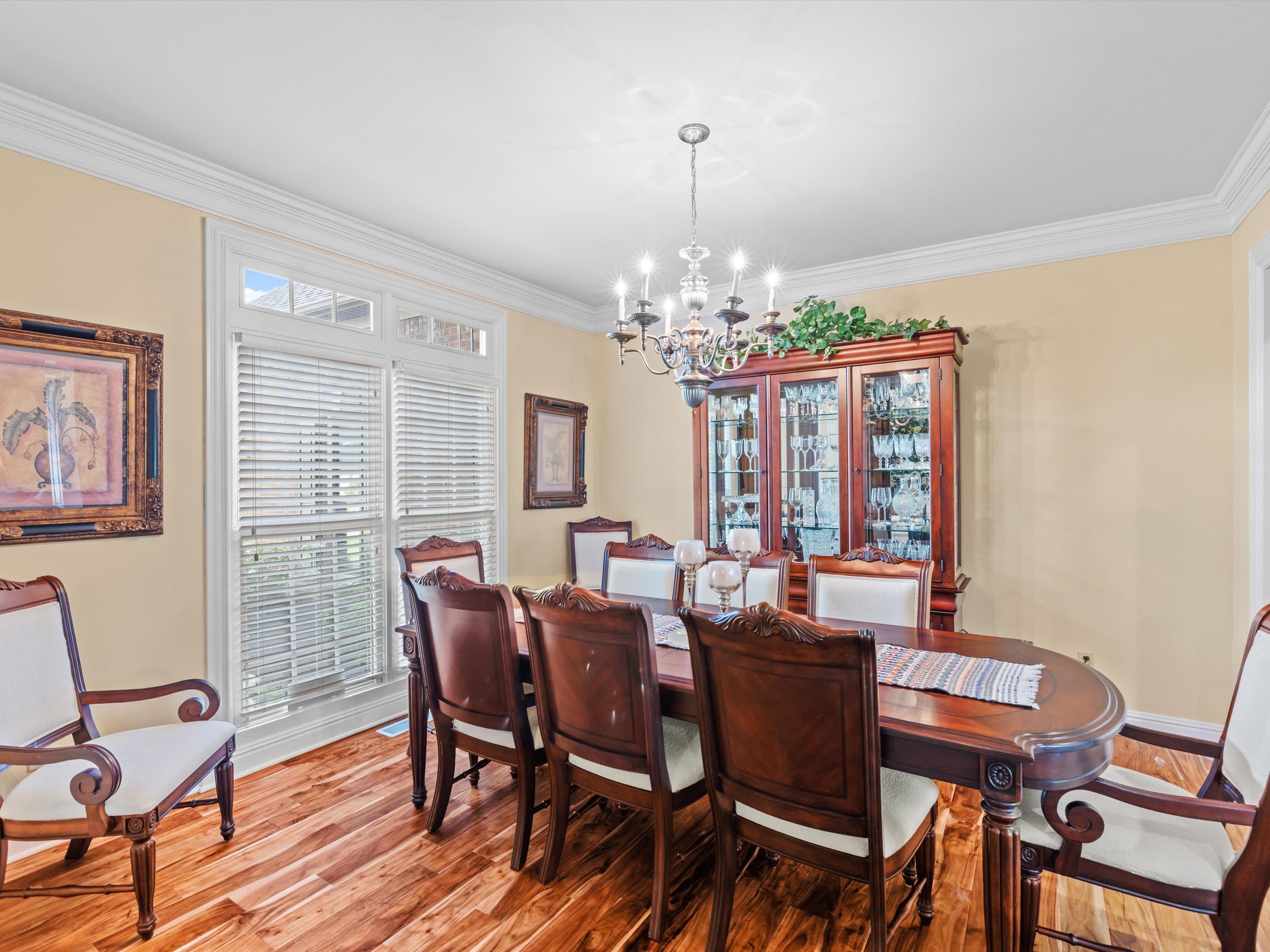 4508 Lake Forest Drive, Owensboro, Kentucky 42303, 4 Bedrooms Bedrooms, ,3 BathroomsBathrooms,Single Family Residence,For Sale,Lake Forest Drive,92669