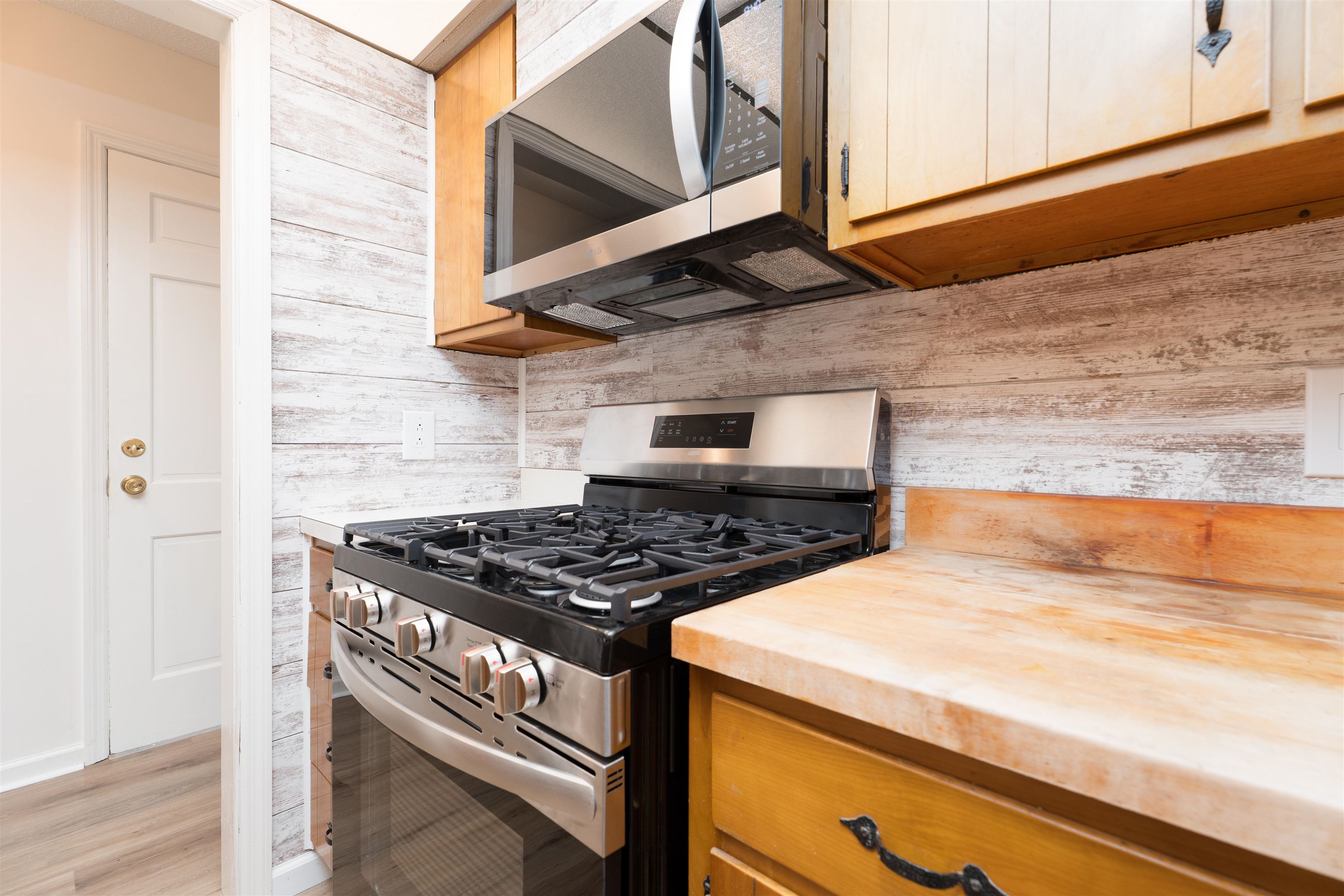 1624 Brentwood Dr, Owensboro, Kentucky 42301, 3 Bedrooms Bedrooms, ,3 BathroomsBathrooms,Single Family Residence,For Sale,Brentwood Dr,92670