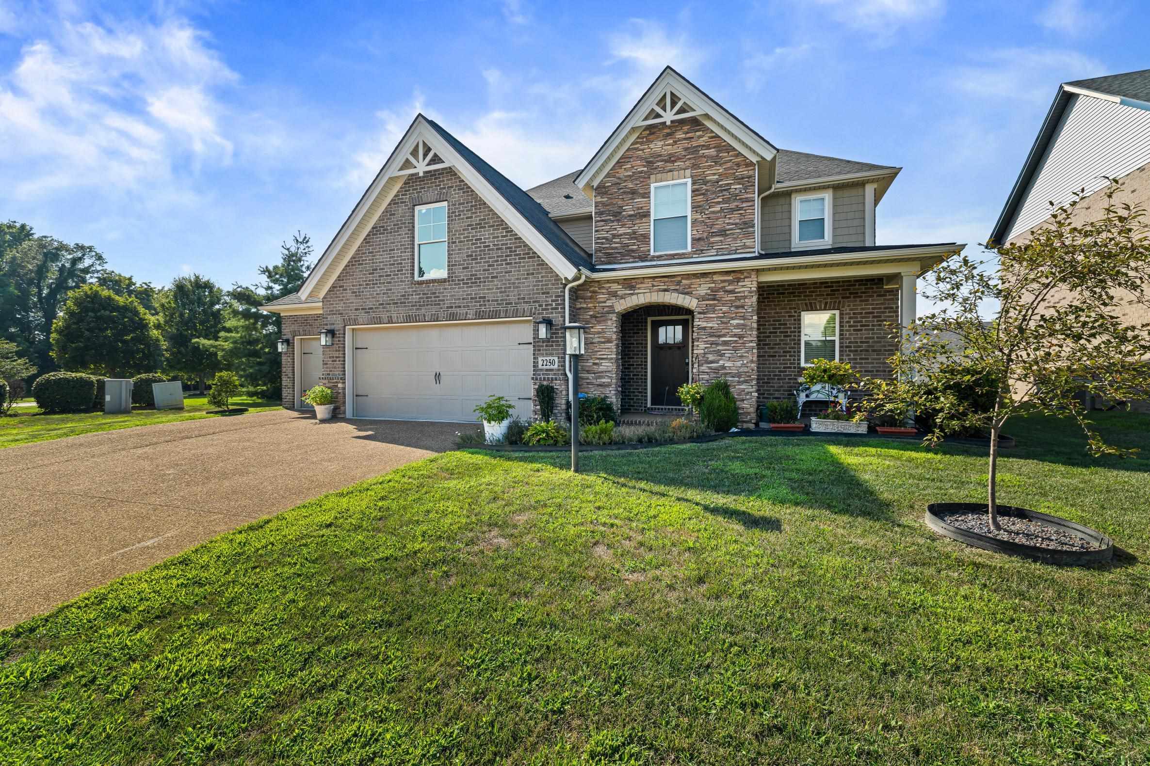 2250 Deer Valley Blvd, Utica, Kentucky 42376, 4 Bedrooms Bedrooms, ,2 BathroomsBathrooms,Single Family Residence,For Sale,Deer Valley Blvd,92678