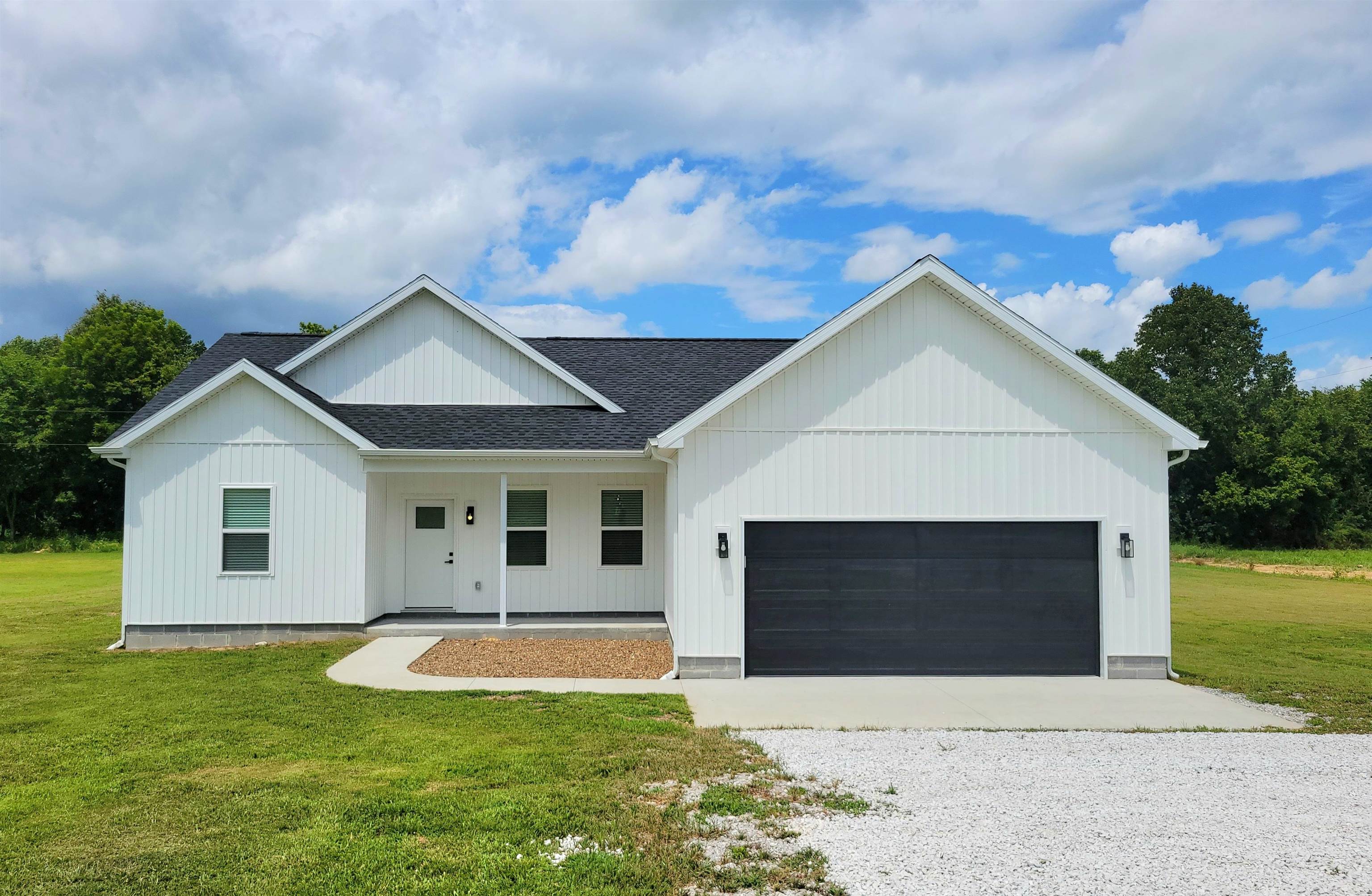 30 Paxton Circle, Hartford, Kentucky 42347, 3 Bedrooms Bedrooms, ,2 BathroomsBathrooms,Single Family Residence,For Sale,Paxton Circle,92680