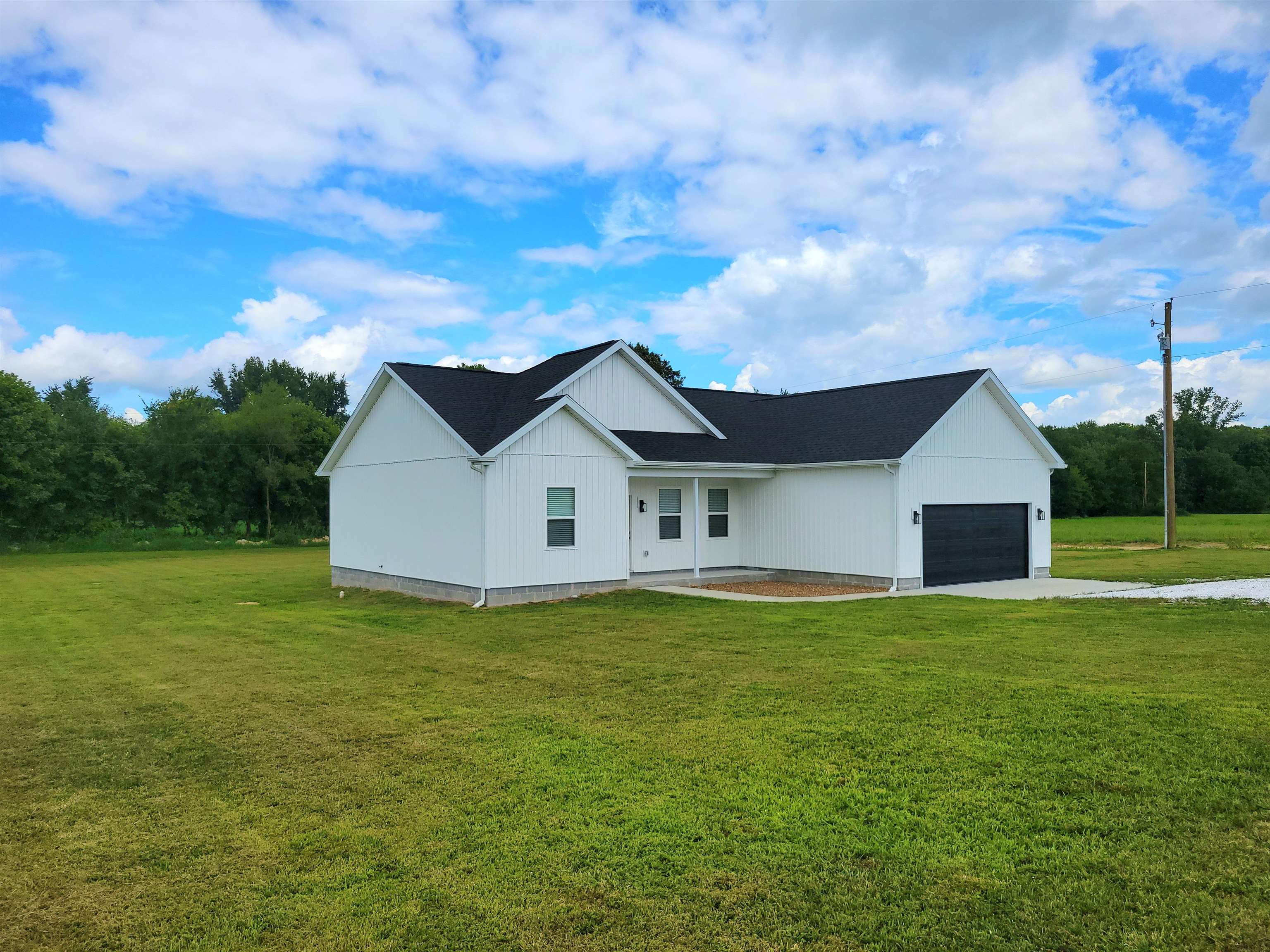 30 Paxton Circle, Hartford, Kentucky 42347, 3 Bedrooms Bedrooms, ,2 BathroomsBathrooms,Single Family Residence,For Sale,Paxton Circle,92680
