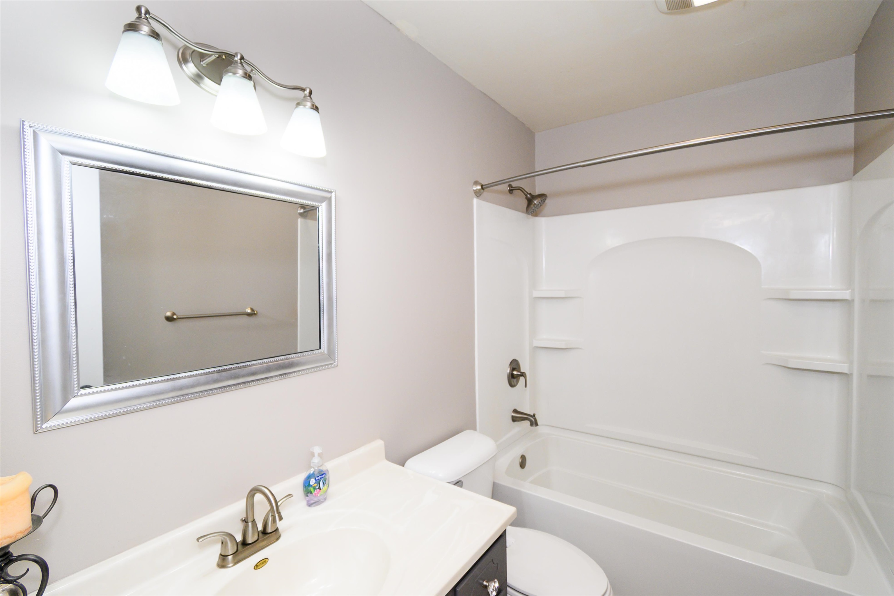 2830 Epworth Ln., Owensboro, Kentucky 42303, 3 Bedrooms Bedrooms, ,1 BathroomBathrooms,Single Family Residence,For Sale,Epworth Ln.,92681